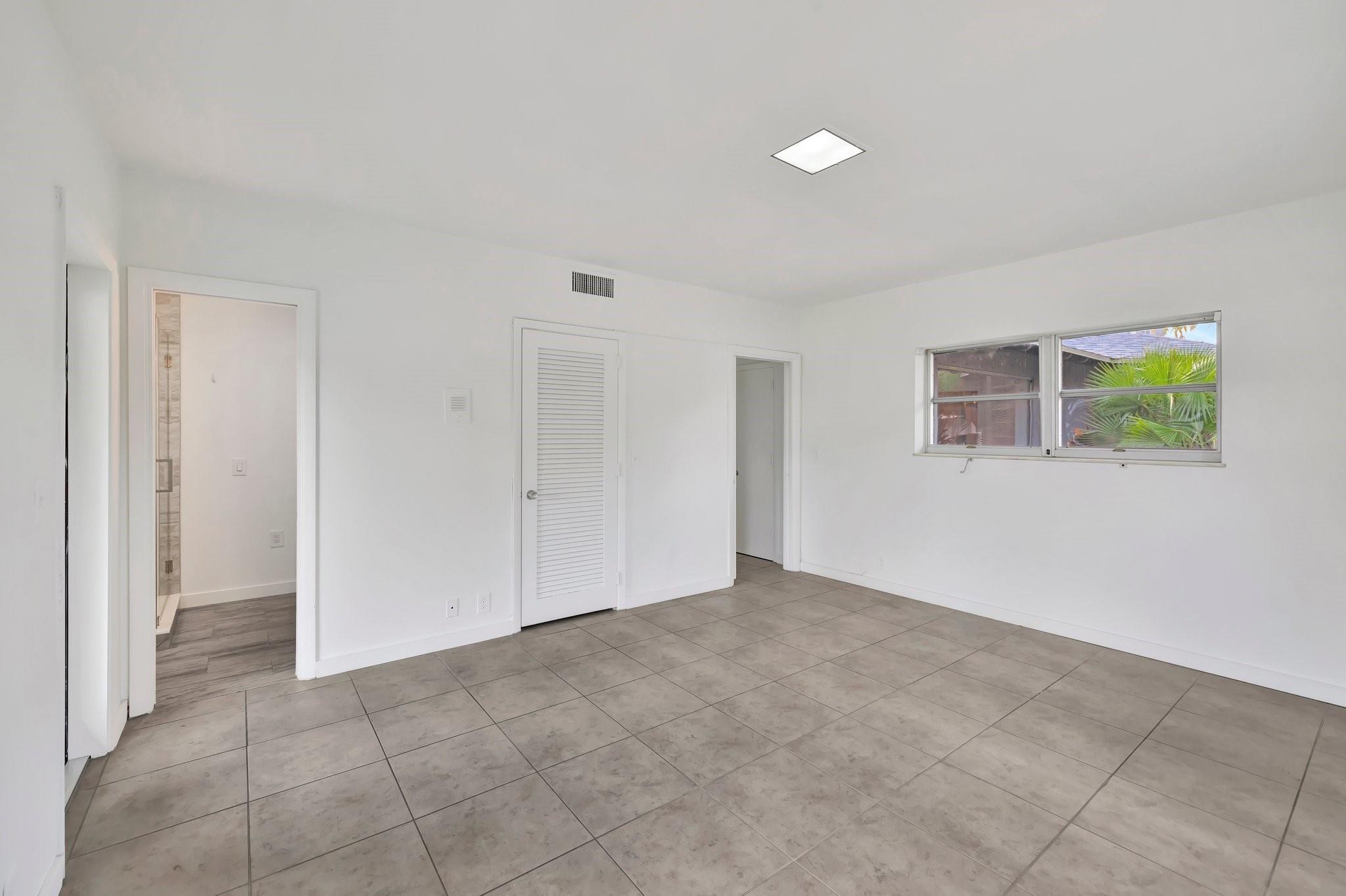 2390 Sw 27th Te Property Photo 32
