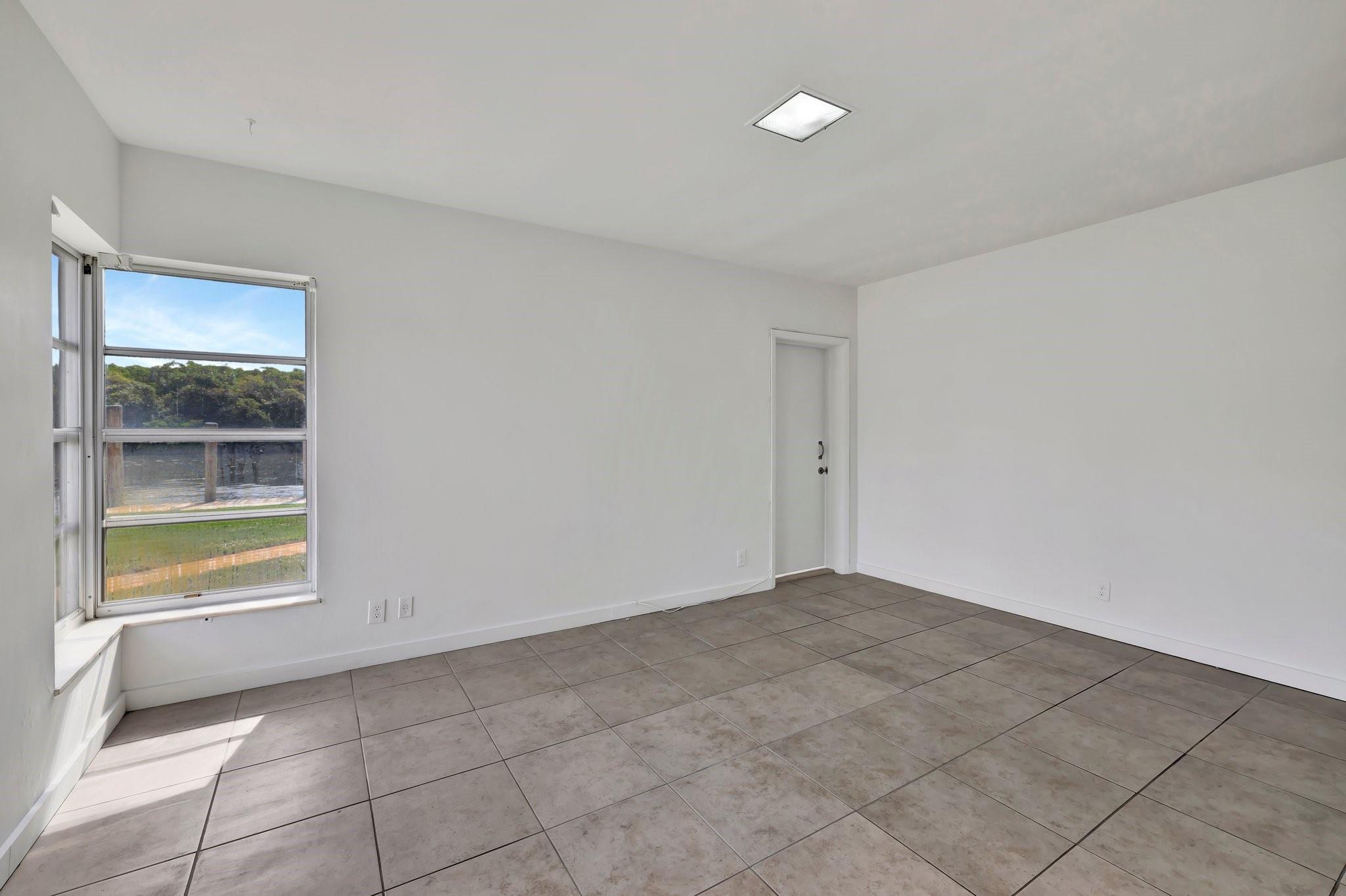 2390 Sw 27th Te Property Photo 37