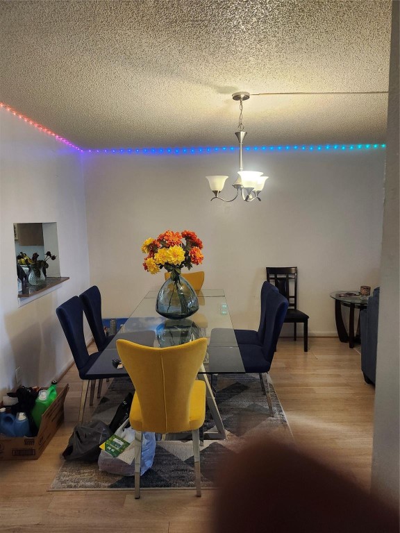 2840 Somerset Drive 404 M Property Photo 7