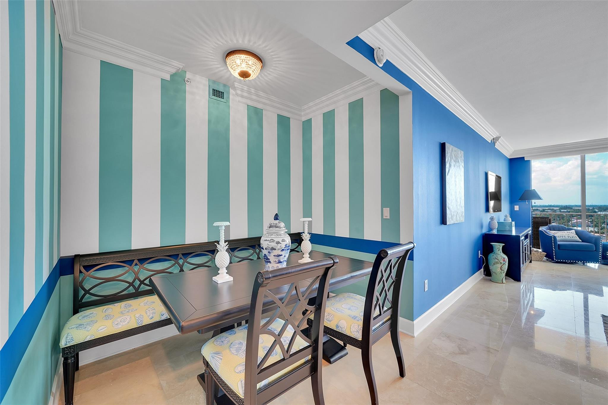 821 N Riverside Drive Ph2 Property Photo 24