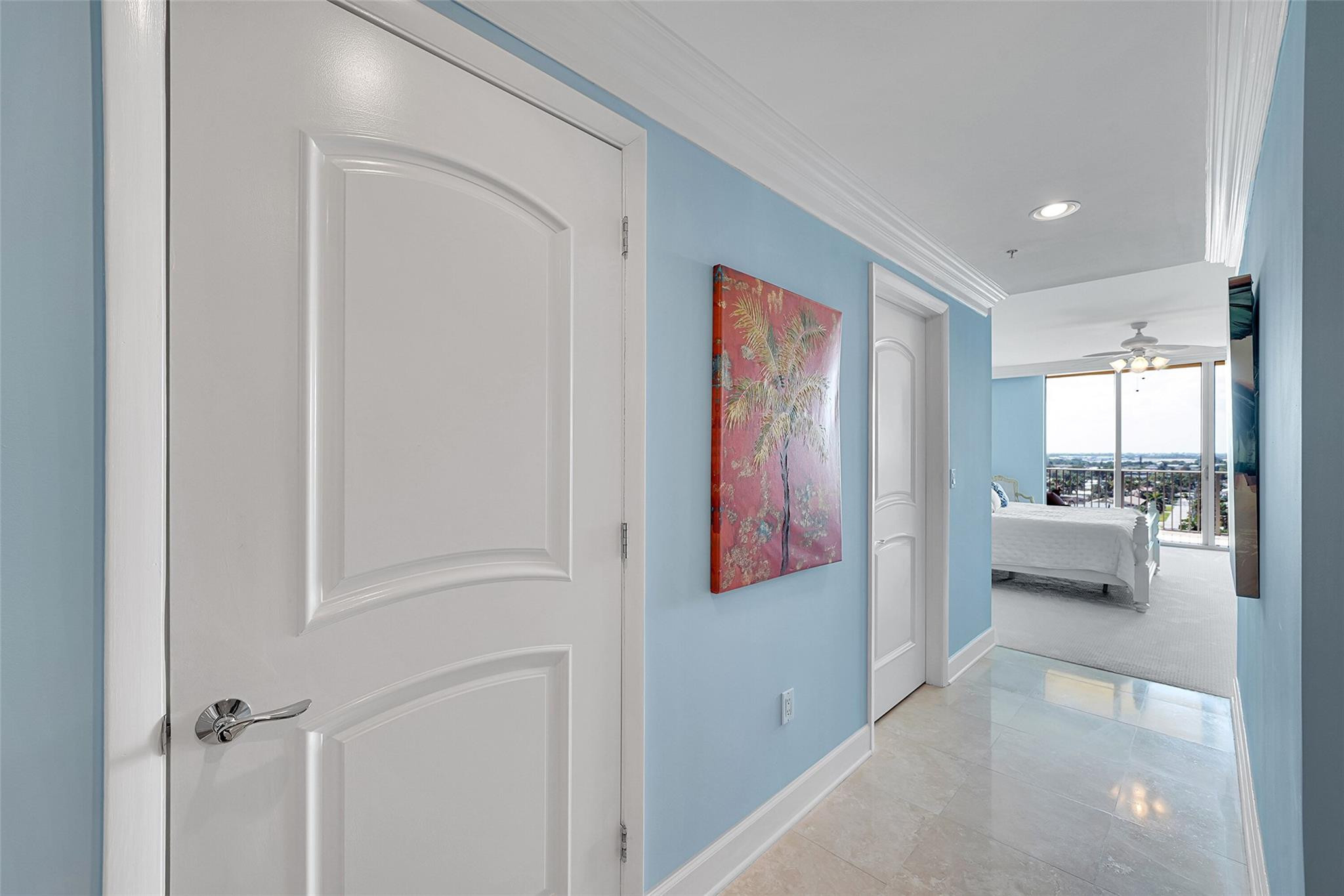 821 N Riverside Drive Ph2 Property Photo 43
