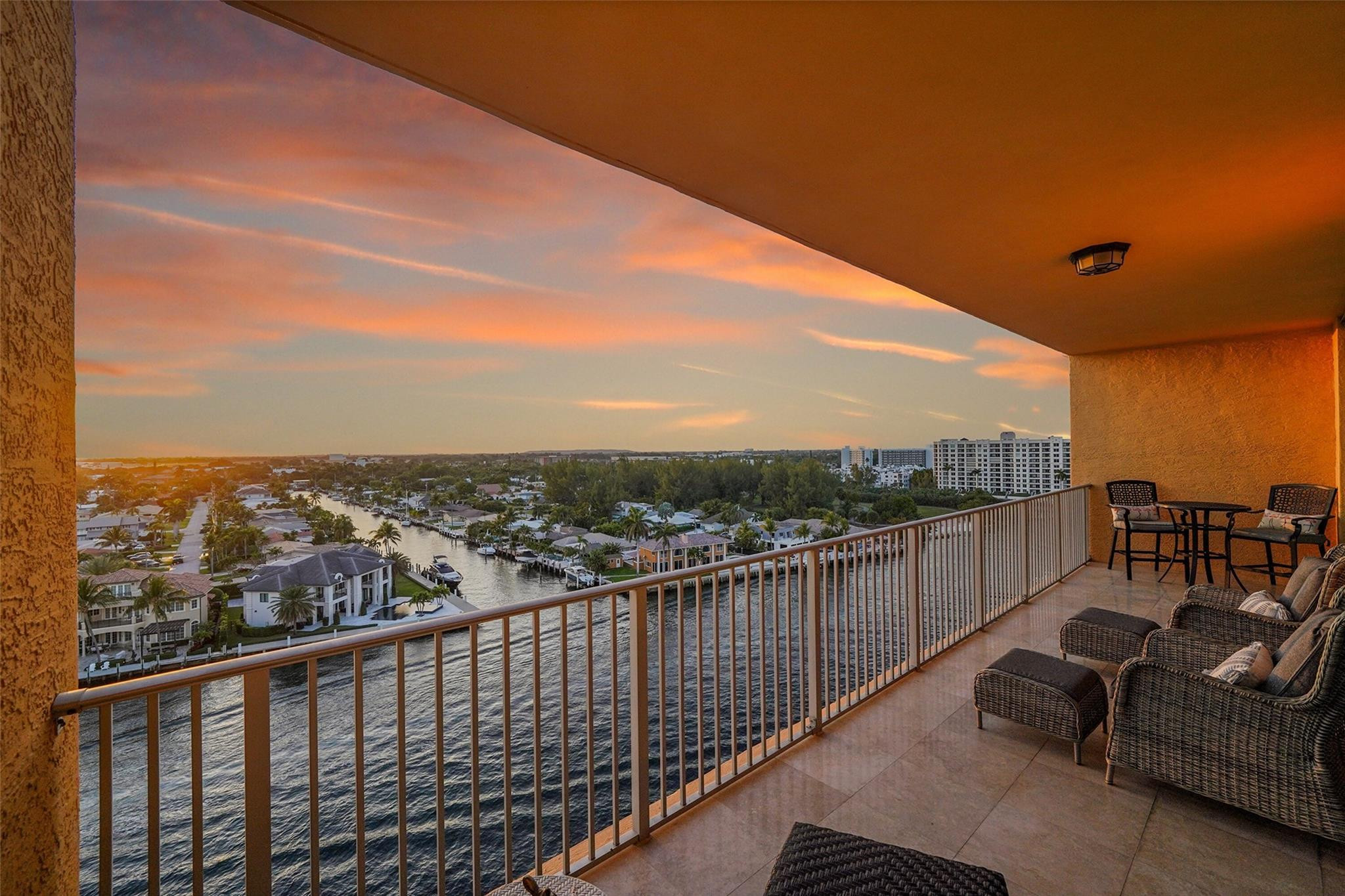 821 N Riverside Drive Ph2 Property Photo 49