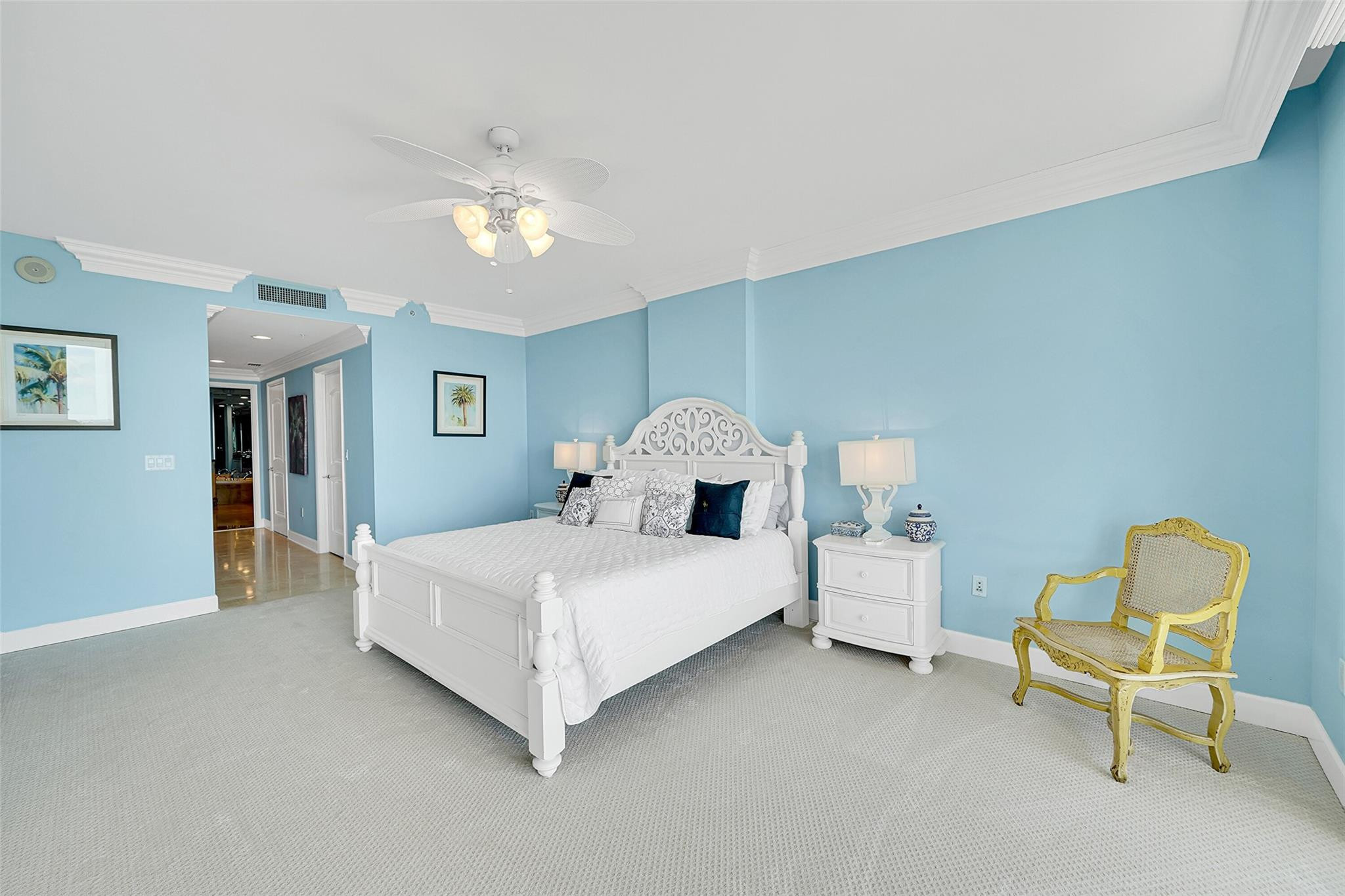821 N Riverside Drive Ph2 Property Photo 51