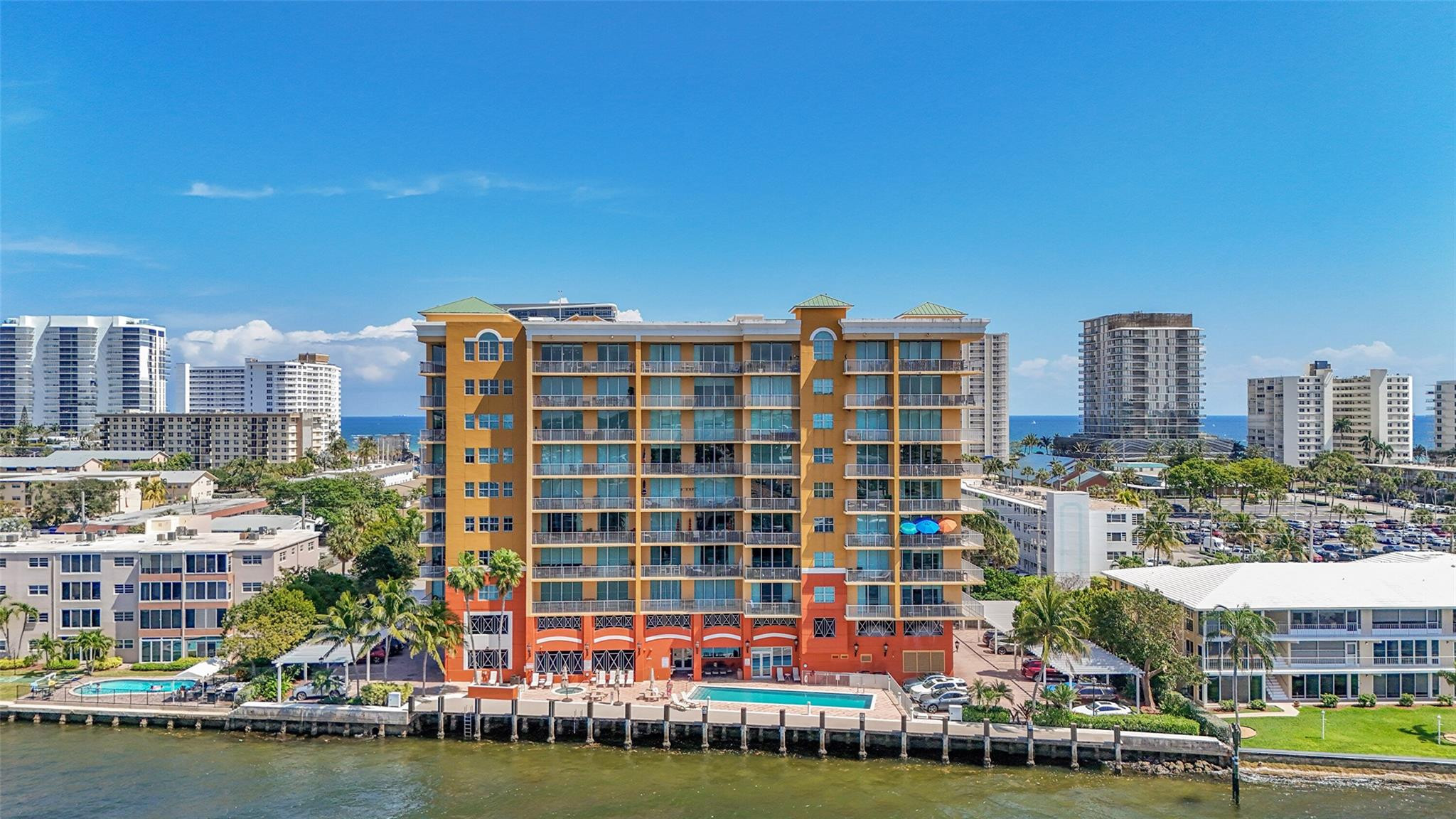 821 N Riverside Drive Ph2 Property Photo 91