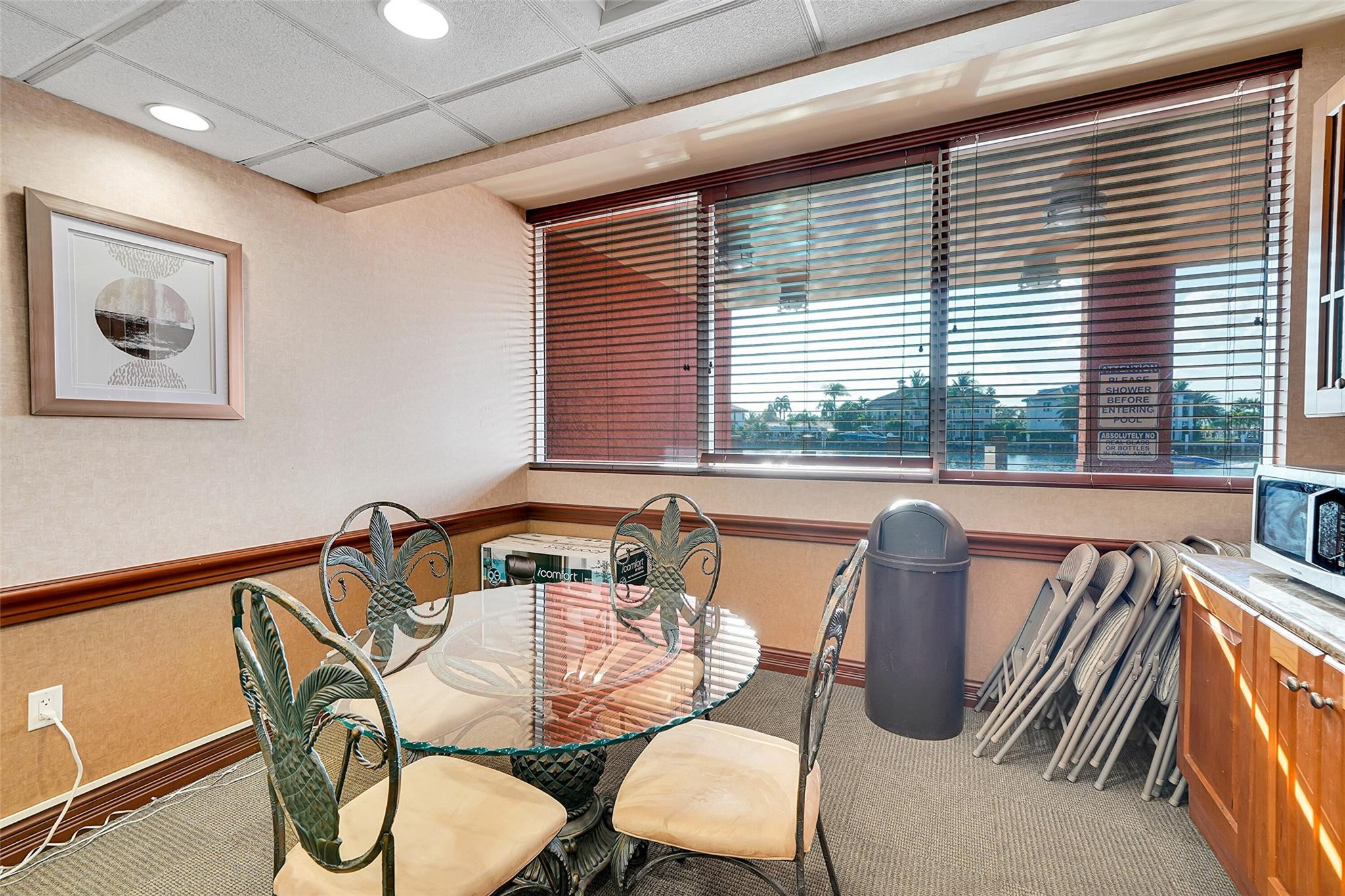 821 N Riverside Drive Ph2 Property Photo 93