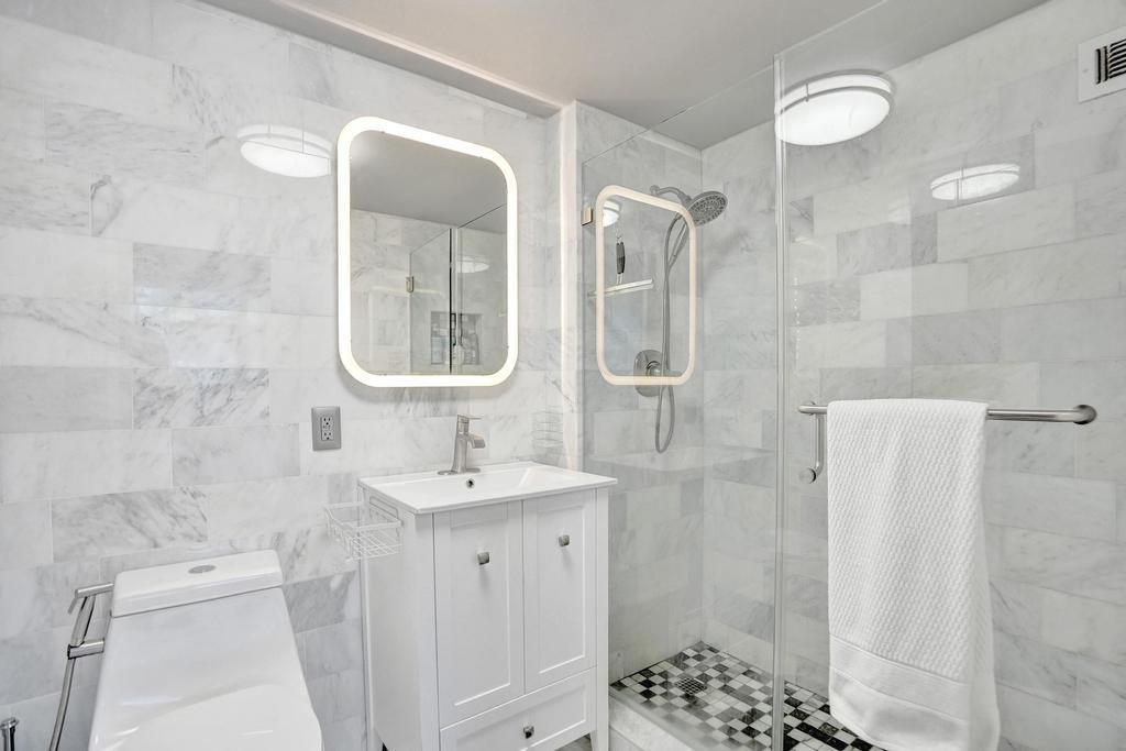 1920 S Ocean Dr 202 Property Photo 17