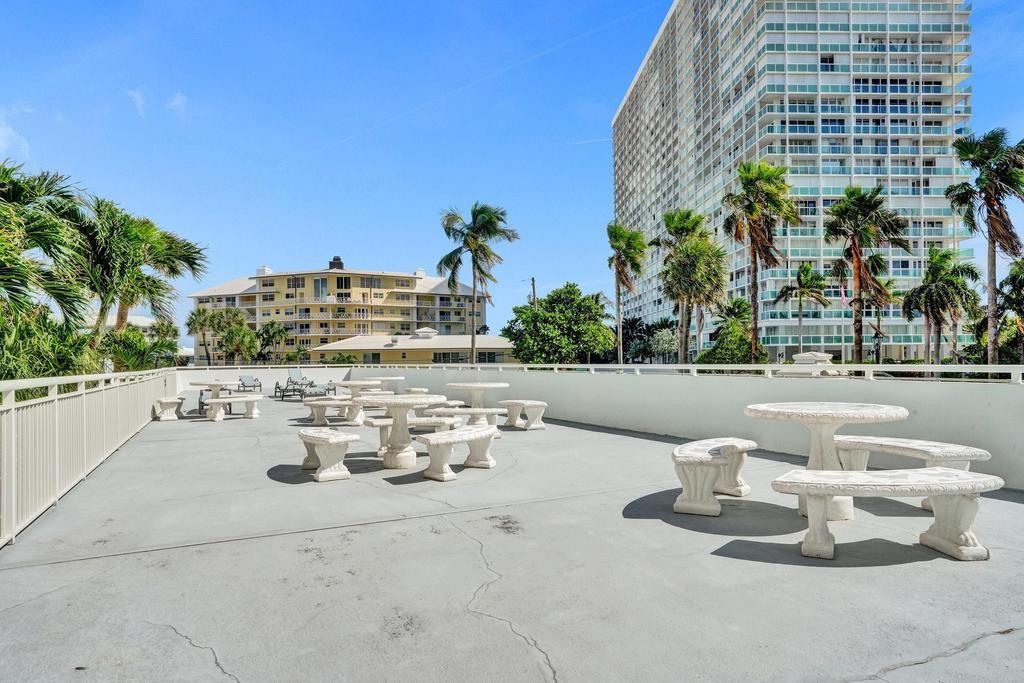 1920 S Ocean Dr 202 Property Photo 28
