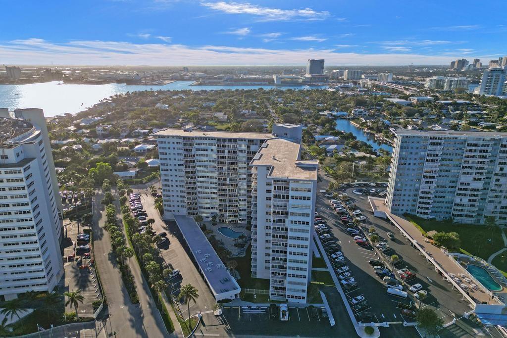 1920 S Ocean Dr 202 Property Photo 37
