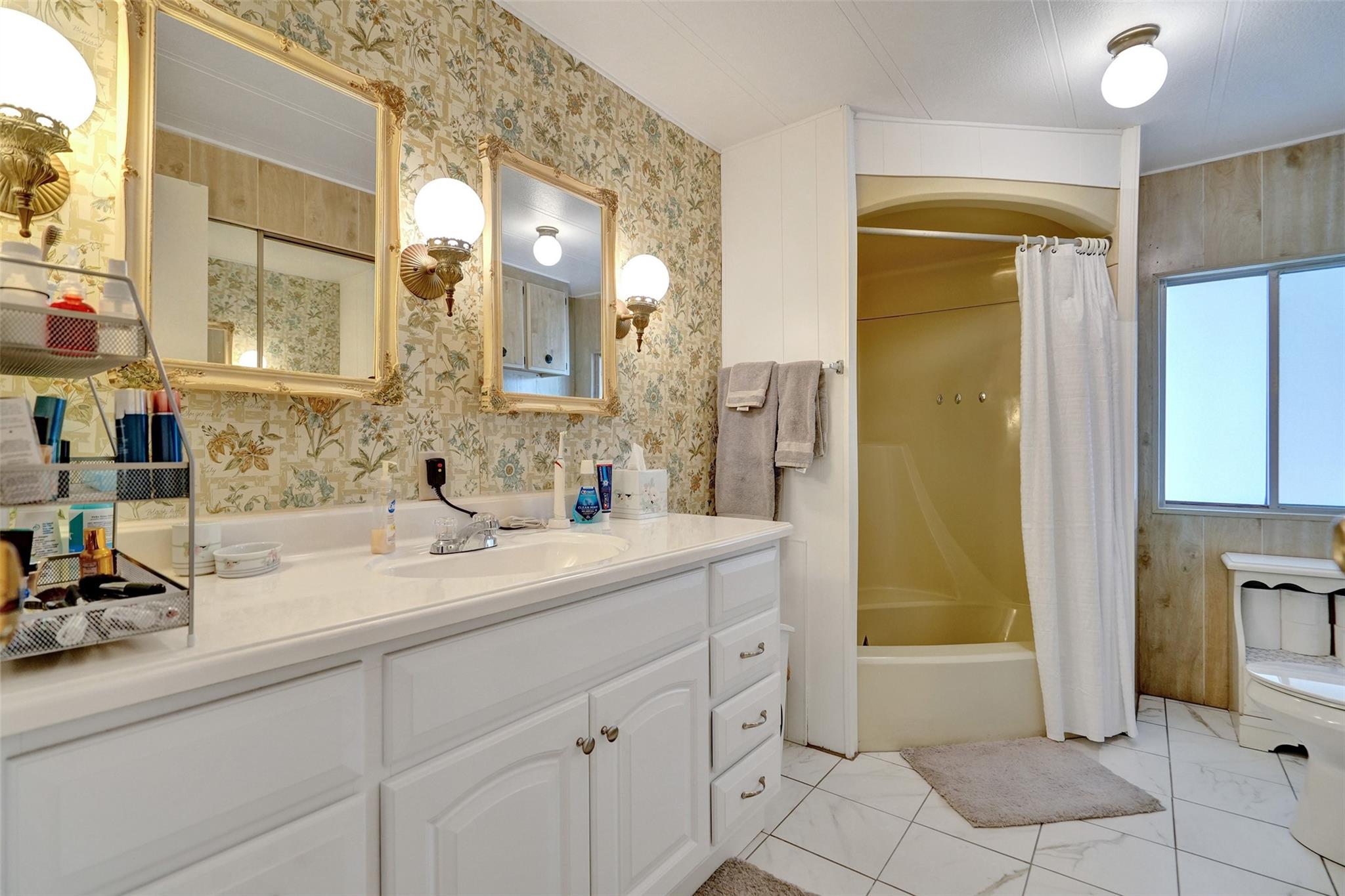 5271 Sw 23rd Ter Property Photo 36