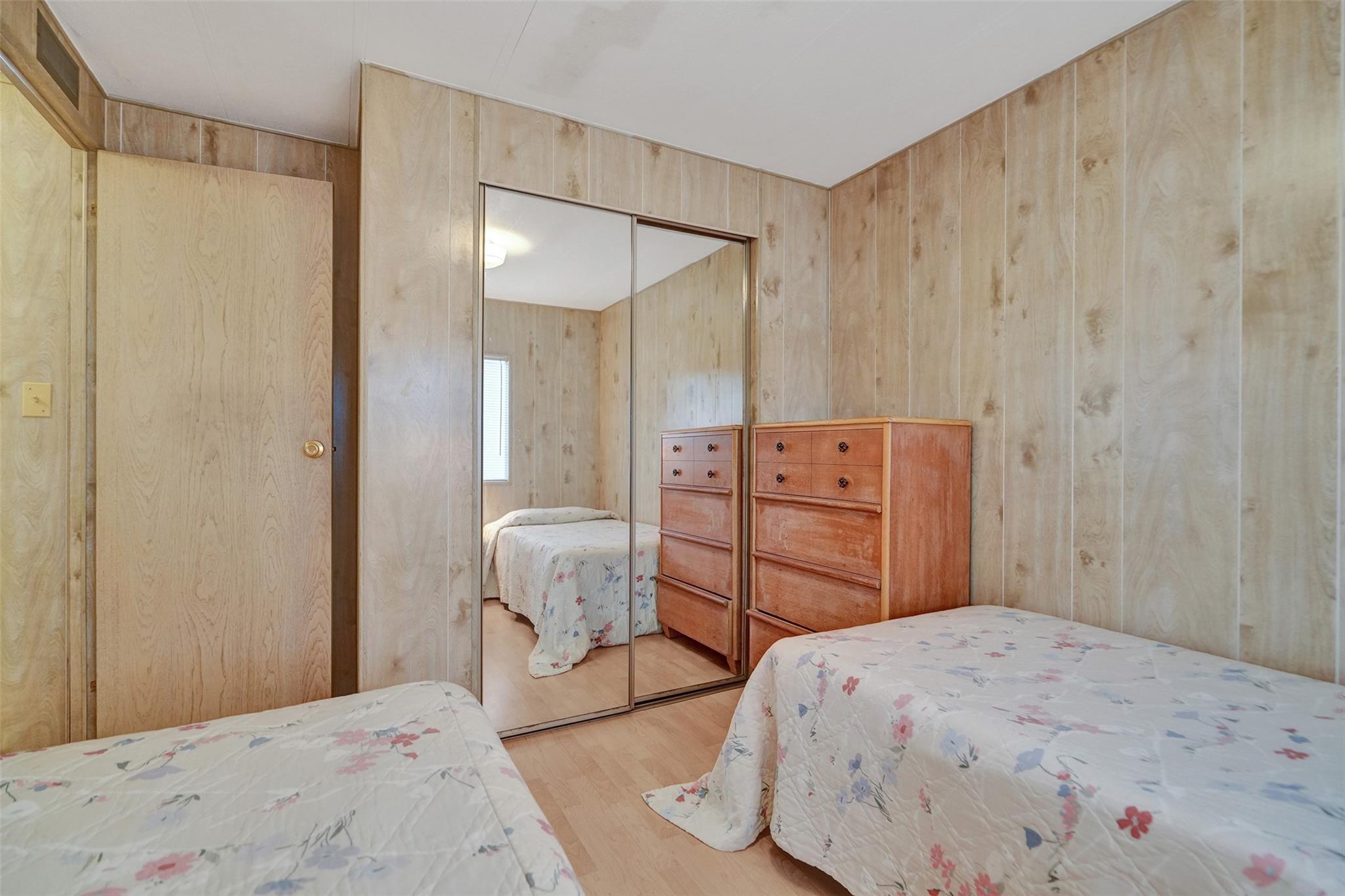 5271 Sw 23rd Ter Property Photo 37