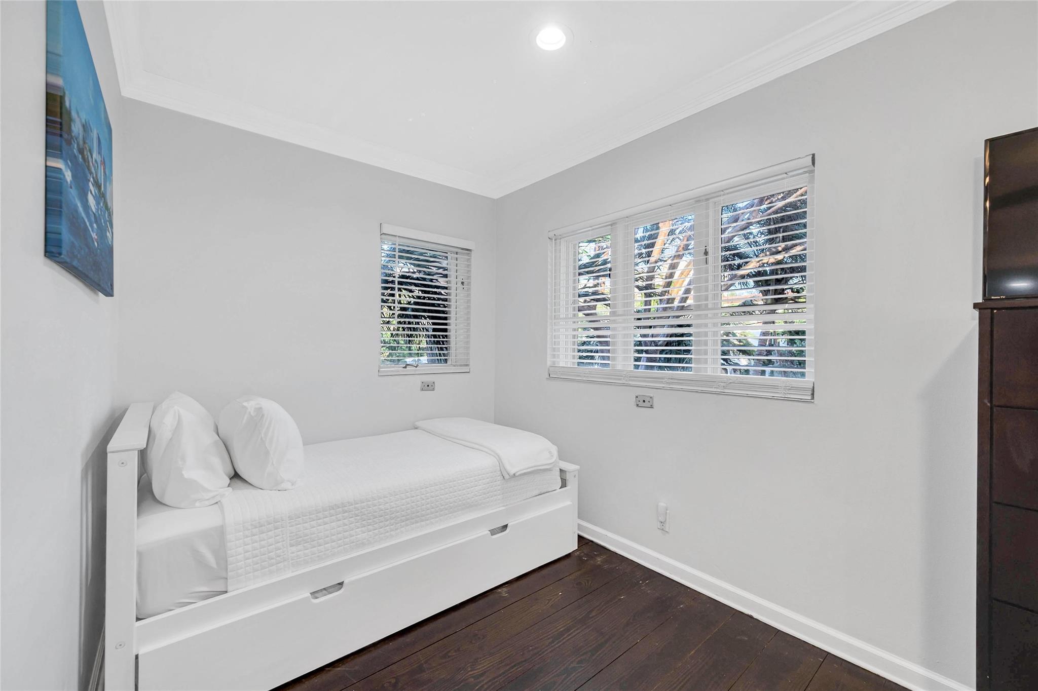 1401 S Ocean Dr Property Photo 32