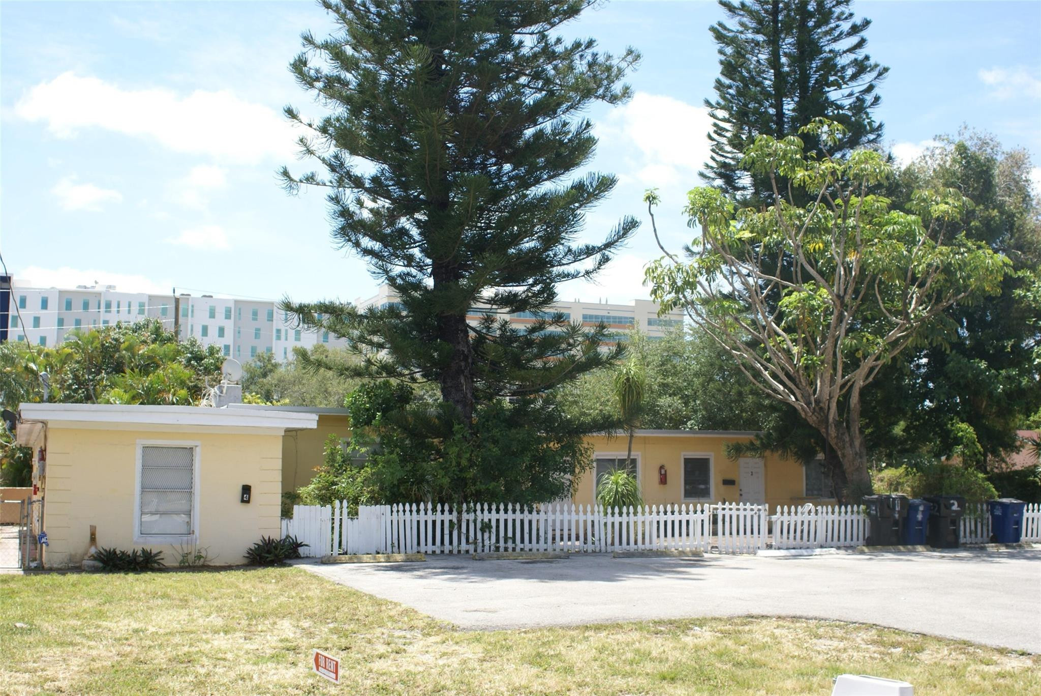 F10485772 Property Photo 6