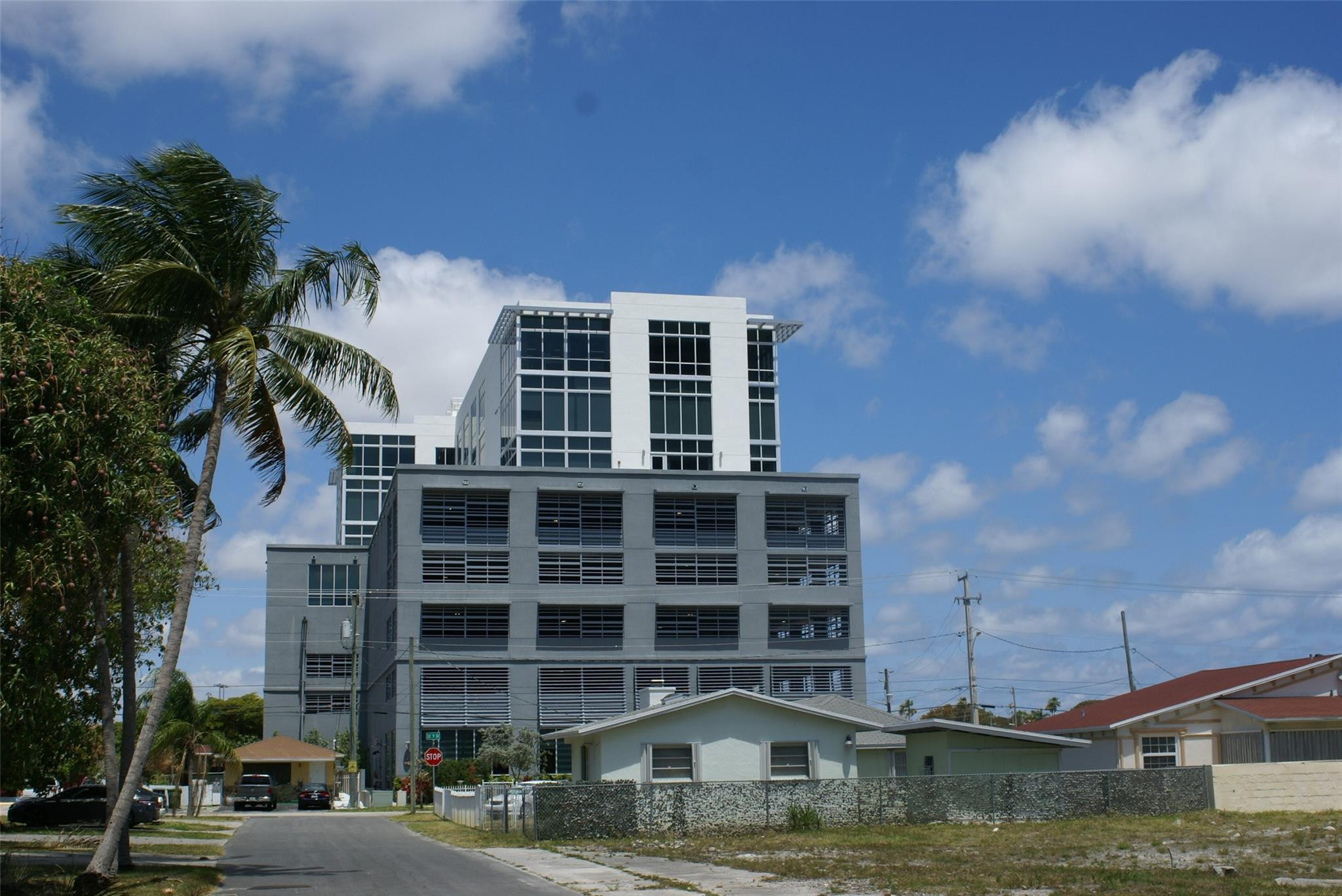 F10485772 Property Photo 10