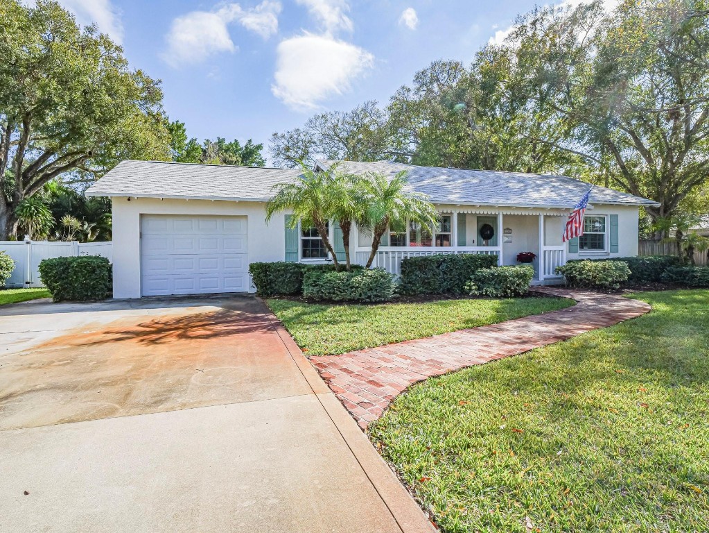 2180 Seville Avenue Property Photo 4