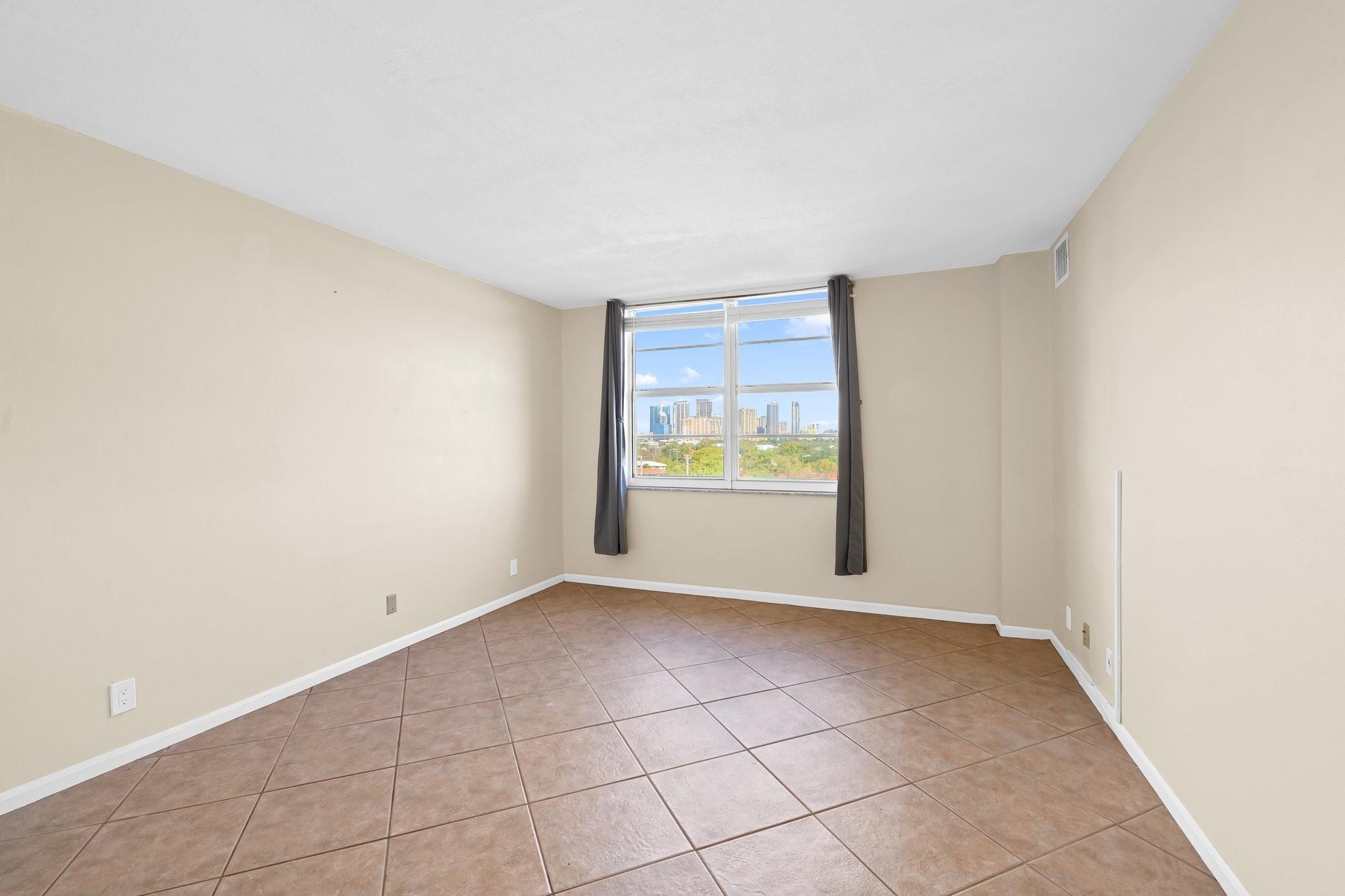 1625 Se 10th Ave 608 Property Photo 13