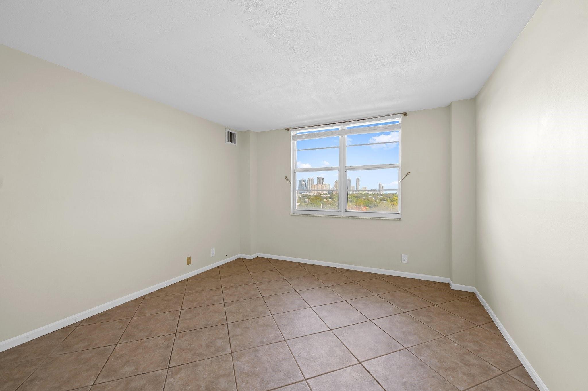 1625 Se 10th Ave 608 Property Photo 18