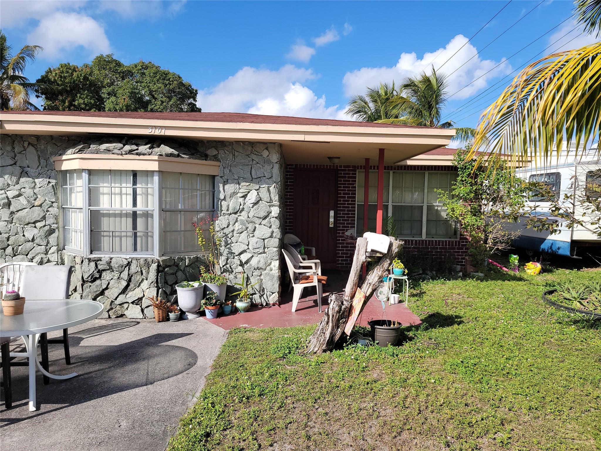 3101 Sw 12th Pl Property Photo 6