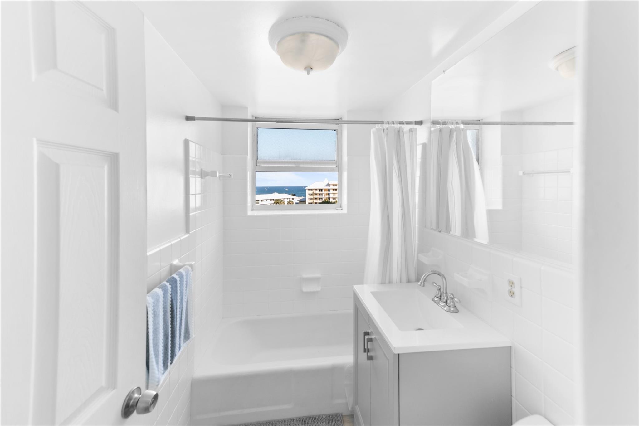 1900 S Ocean Dr 712 Property Photo 23