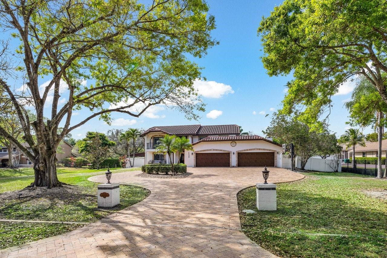 6335 NW 75th Way