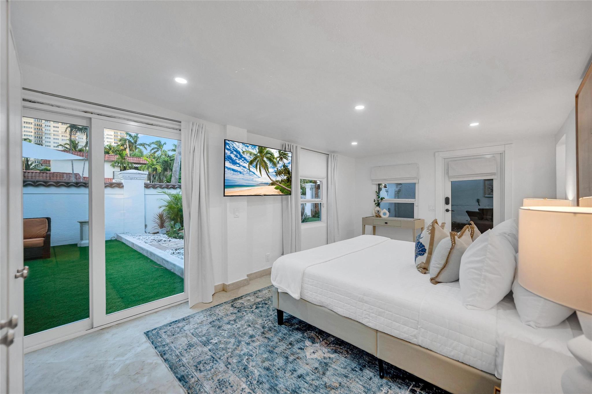 2500 Hibiscus Pl Property Photo 44