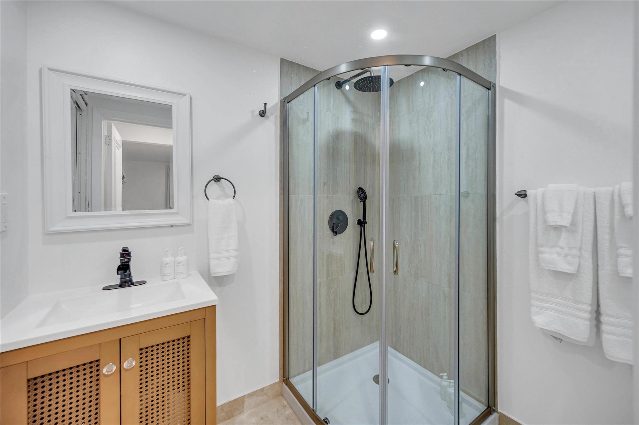 2500 Hibiscus Pl Property Photo 46