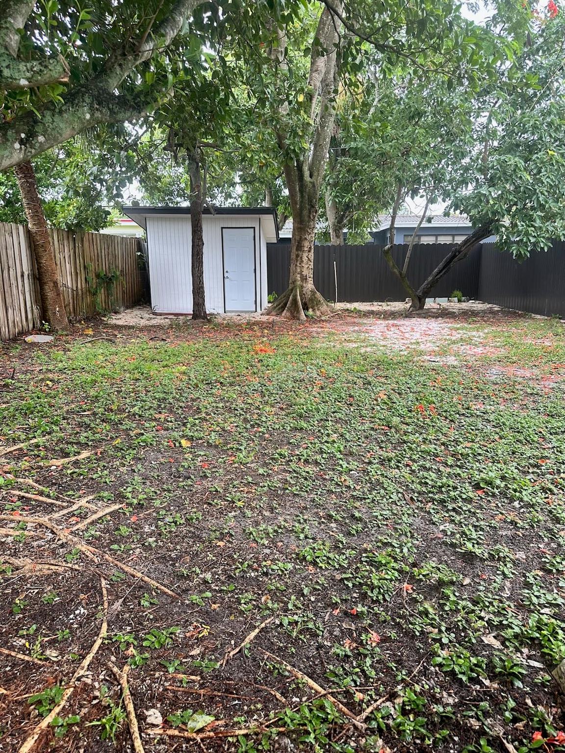 950 E Dayton Cir Property Photo 31