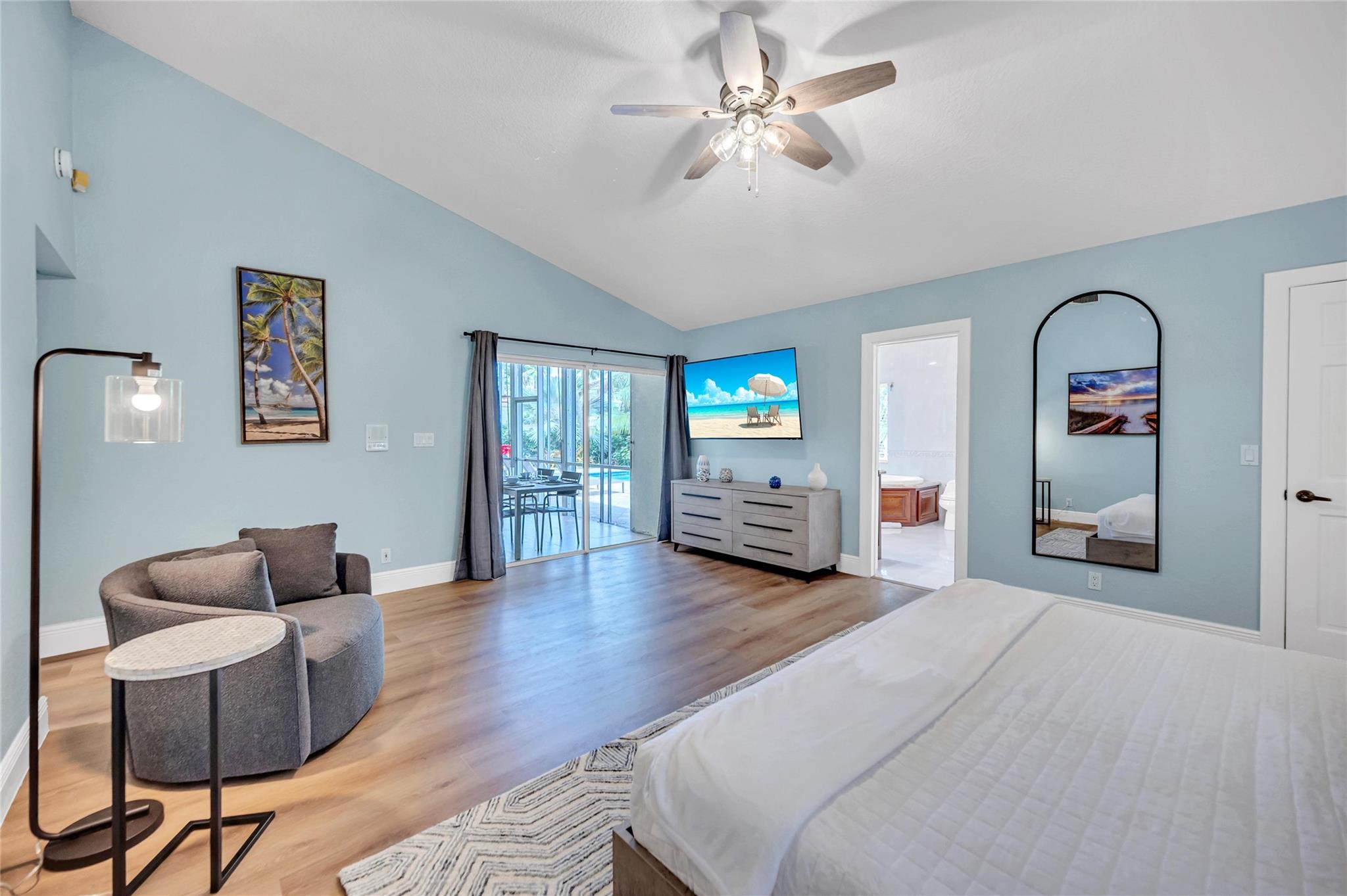 1643 Seabreeze Blvd Property Photo 23