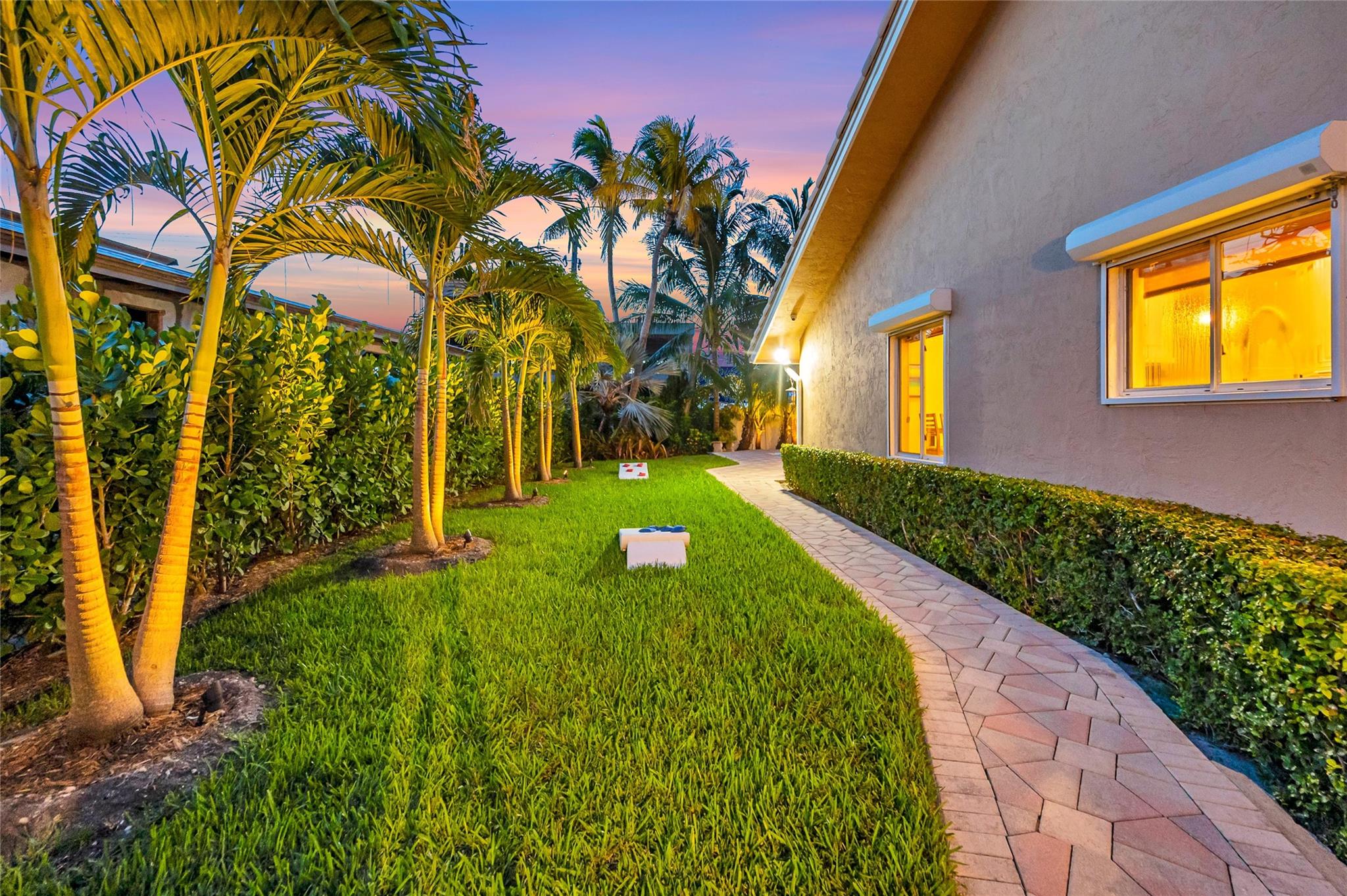 1643 Seabreeze Blvd Property Photo 37