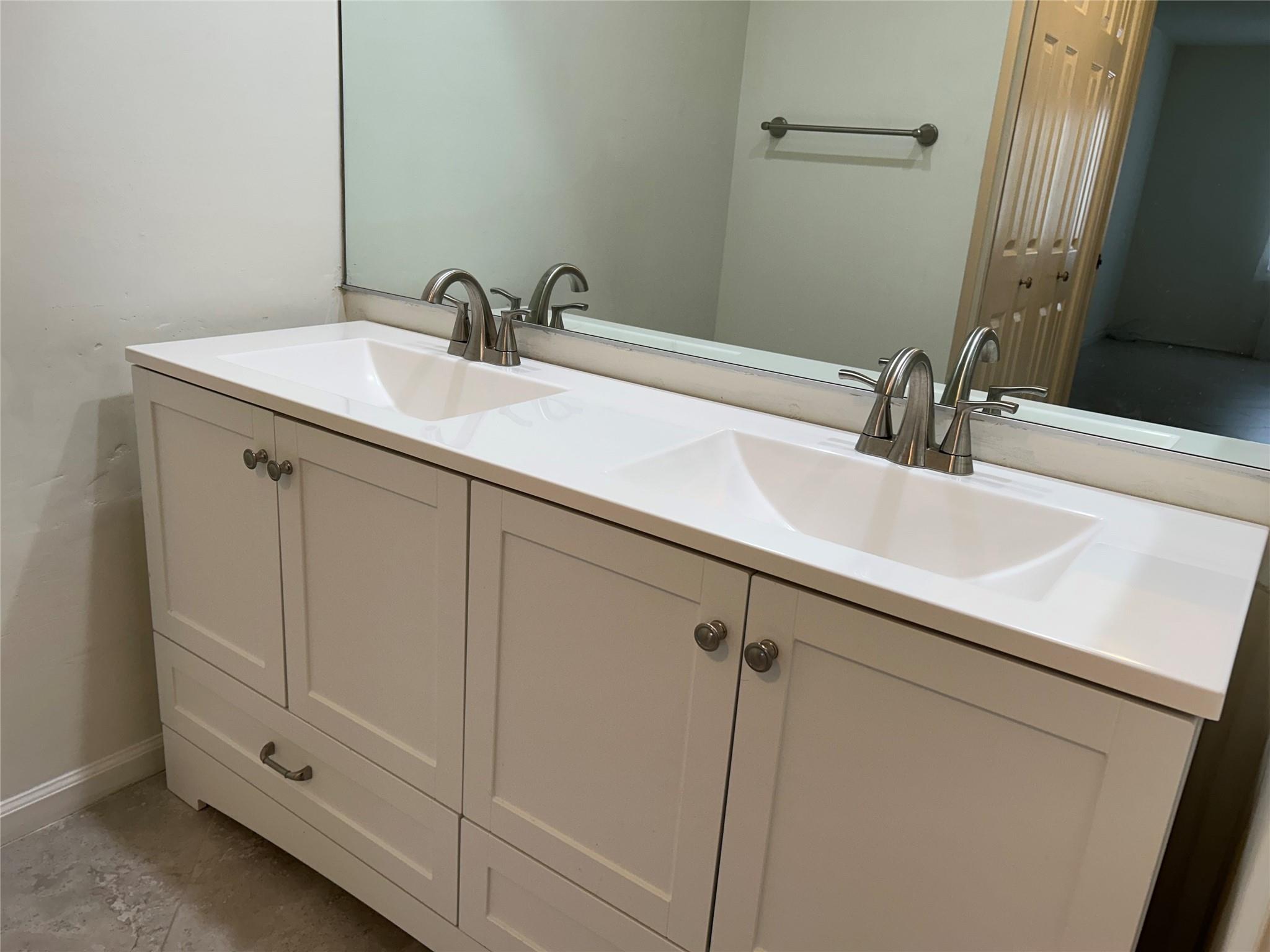 6203 Bay Club Dr 2 Property Photo 16