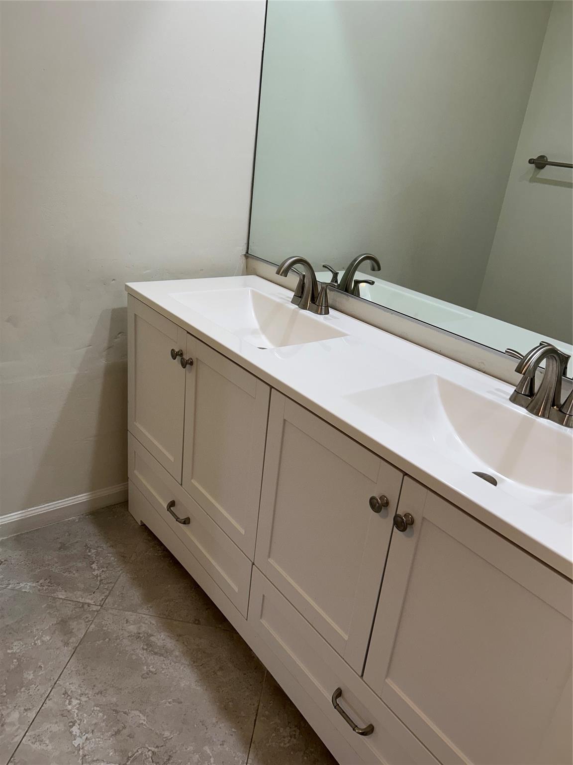 6203 Bay Club Dr 2 Property Photo 29