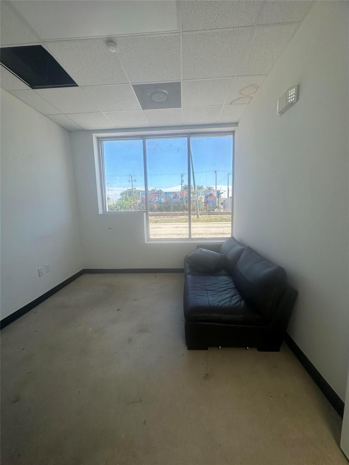 9 N Dixie Hwy Property Photo 10