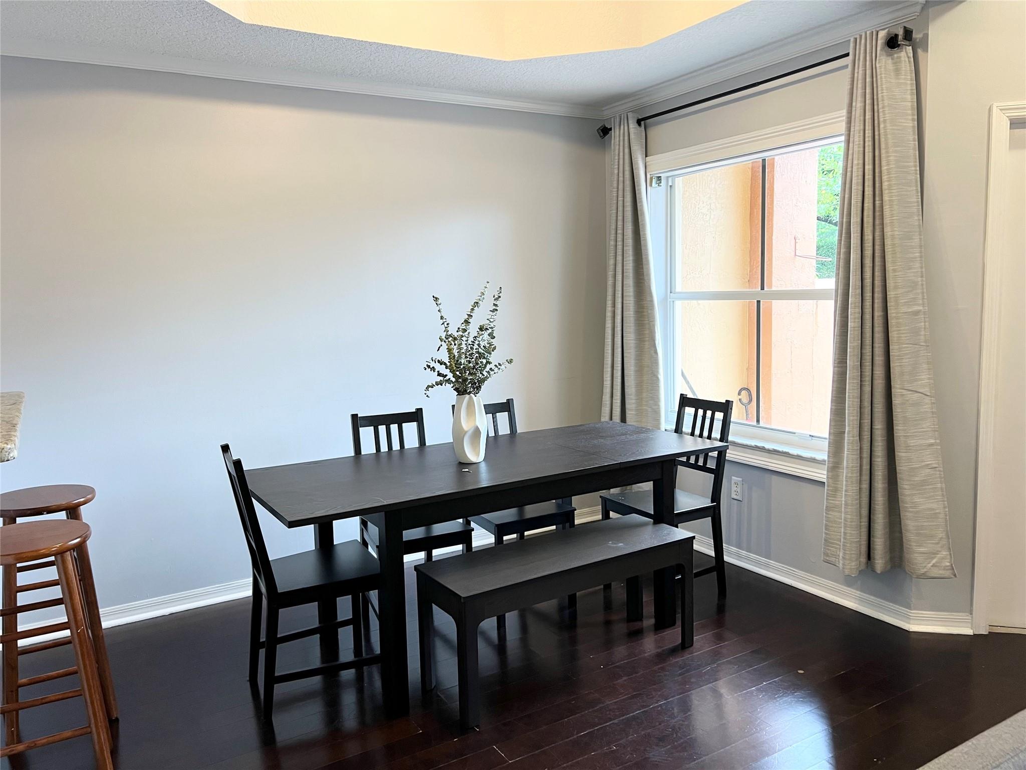 2230 Coral Reef Ct Property Photo 4