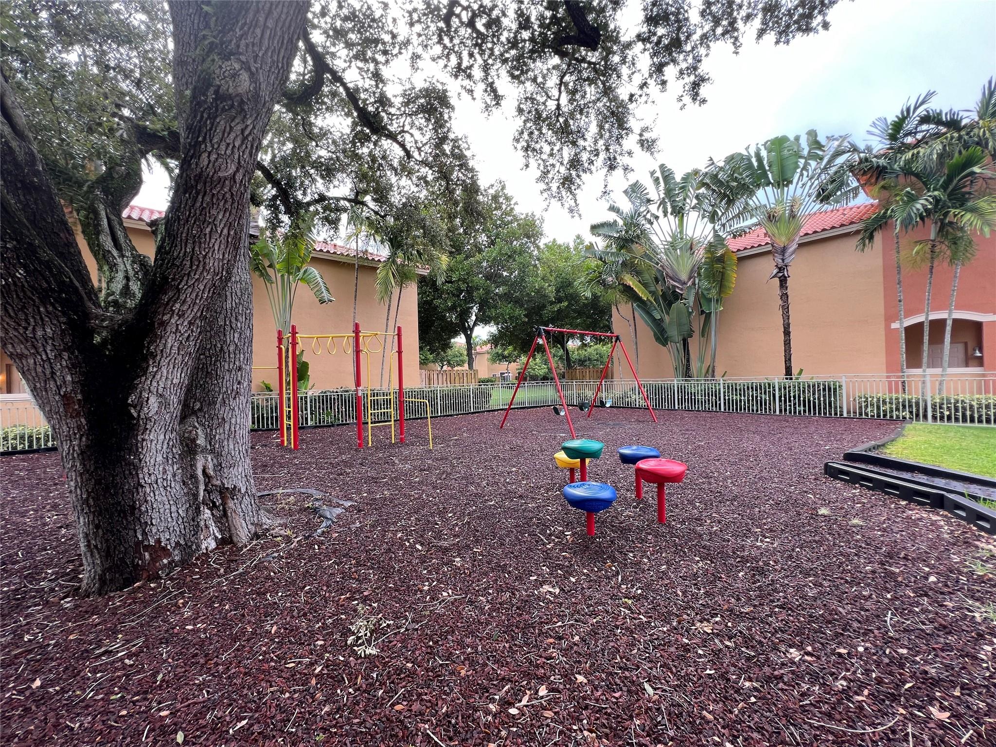 2230 Coral Reef Ct Property Photo 24