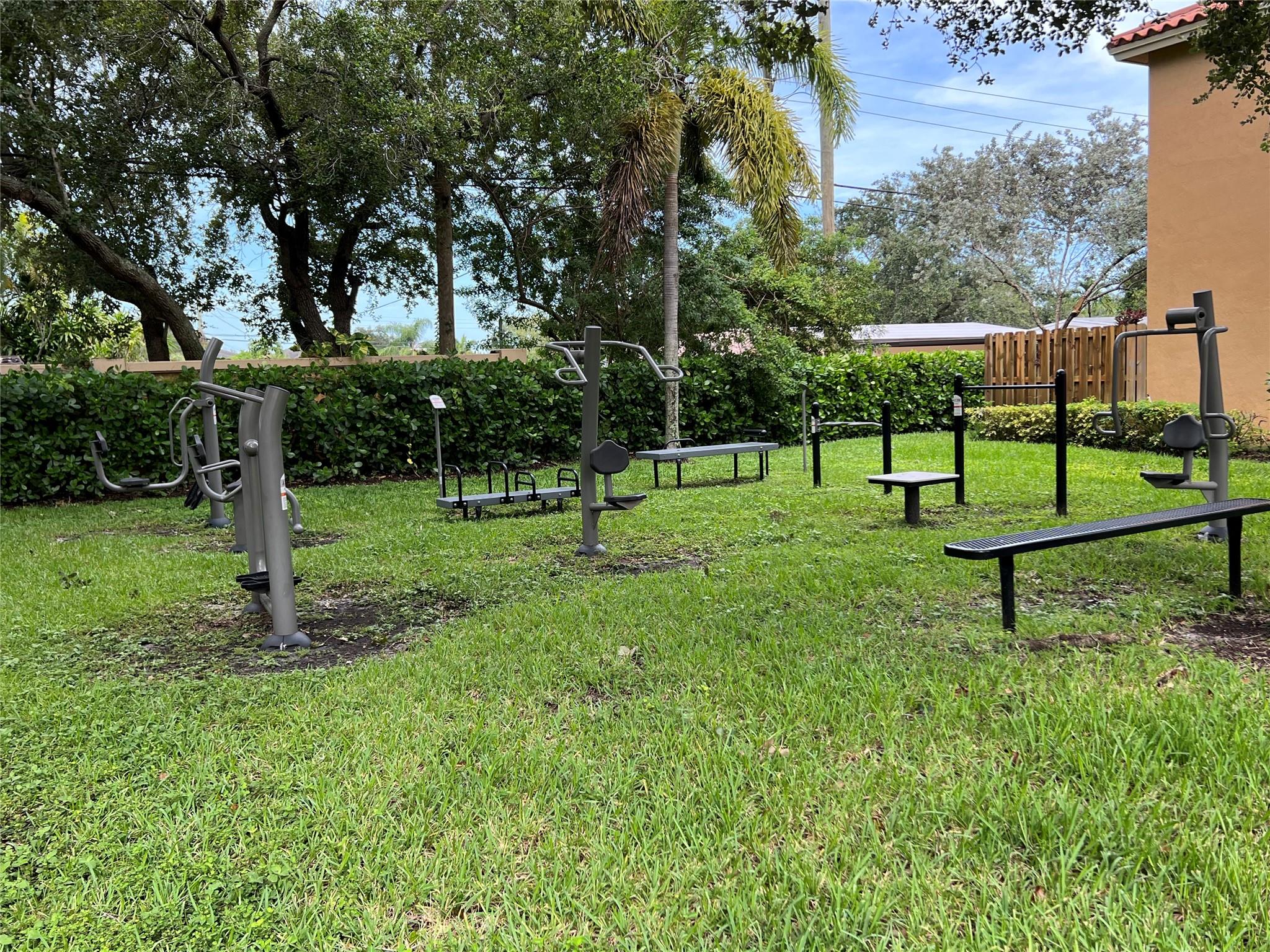 2230 Coral Reef Ct Property Photo 26