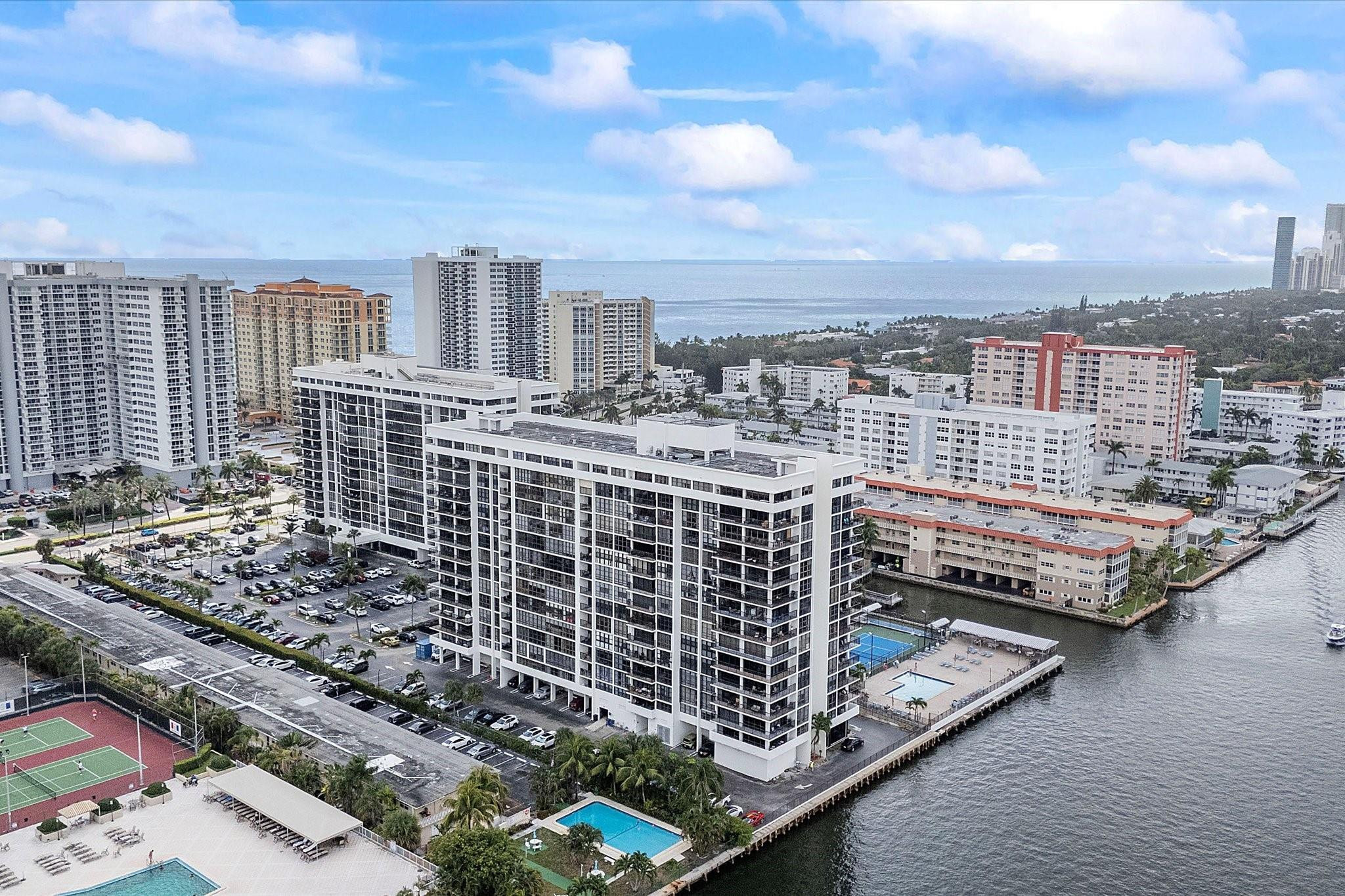 2017 S Ocean Drive 710 Property Photo 13