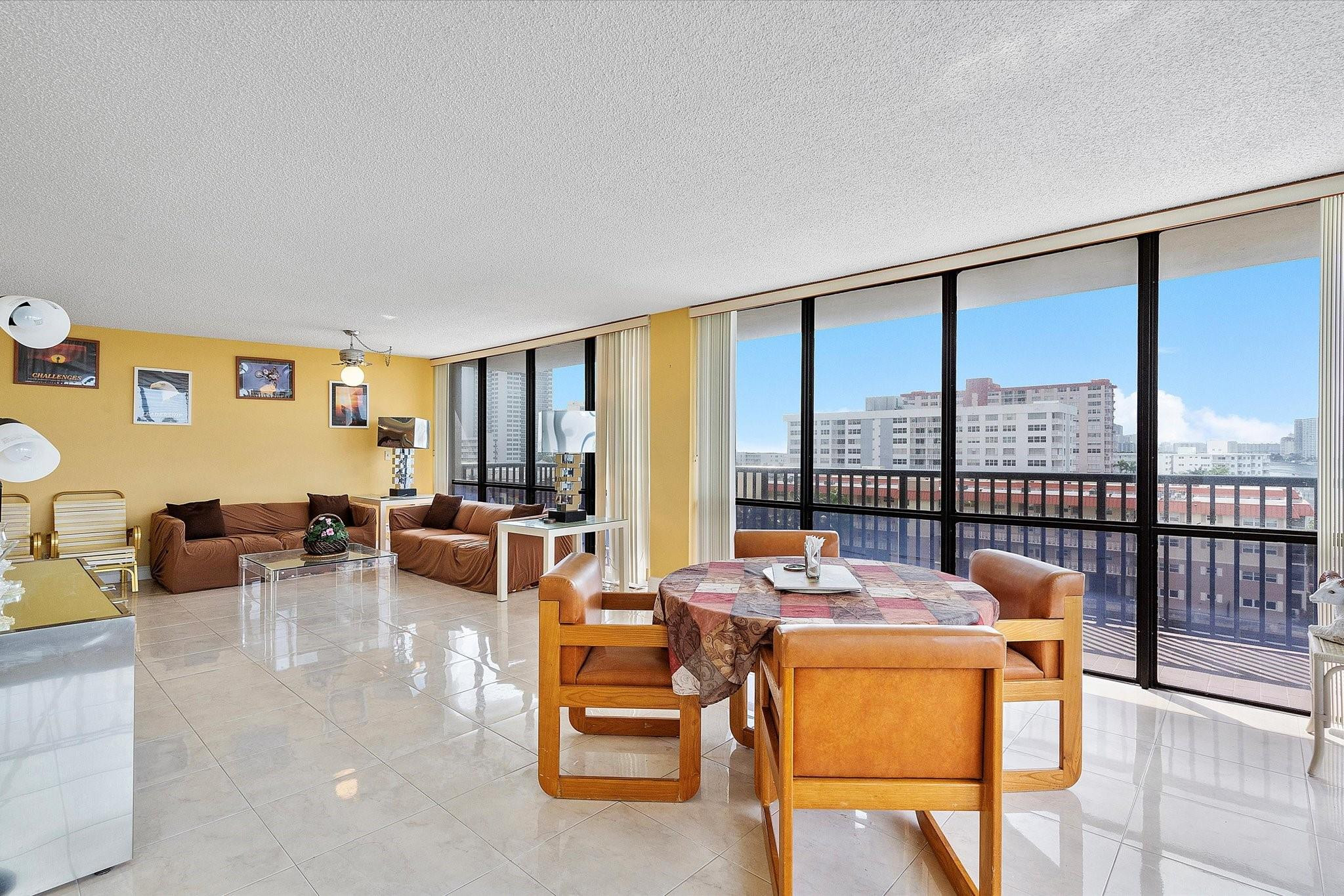 2017 S Ocean Drive 710 Property Photo 14