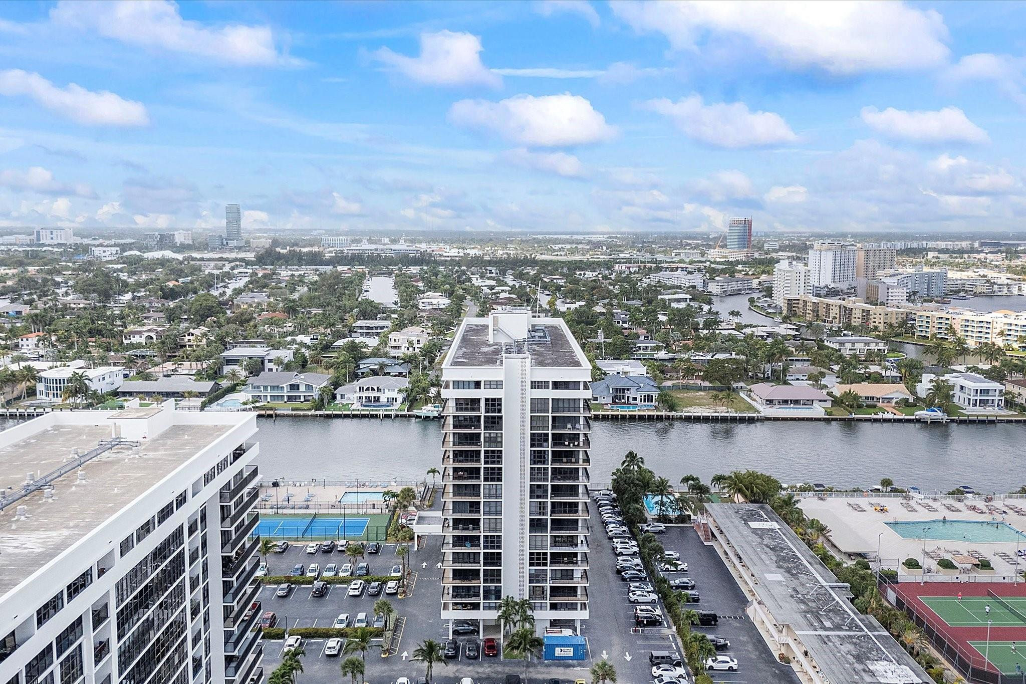 2017 S Ocean Drive 710 Property Photo 16