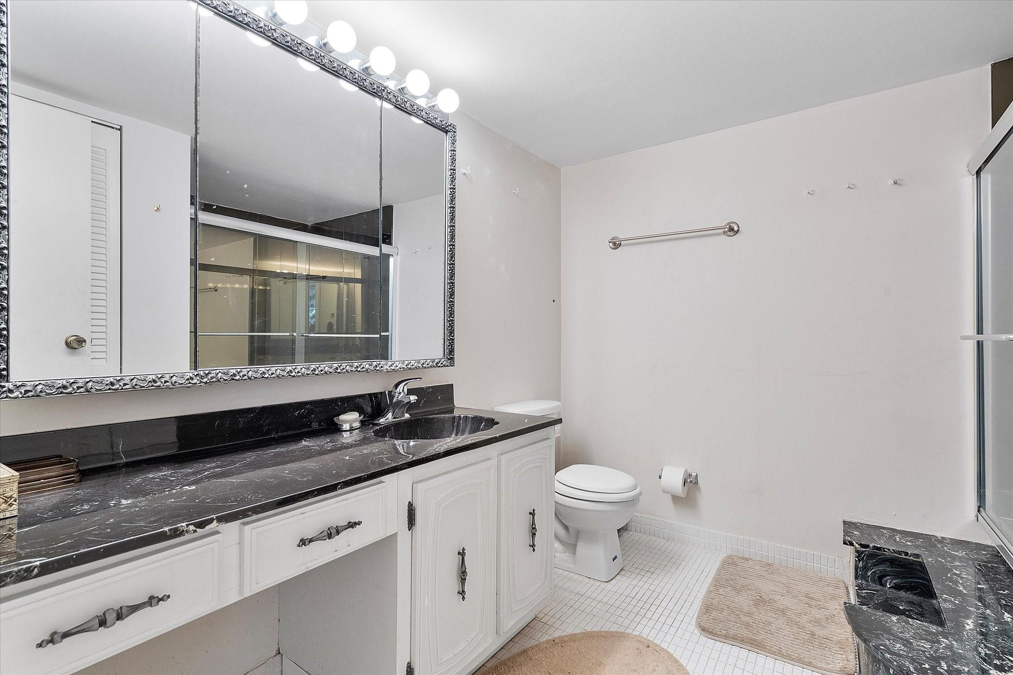 2017 S Ocean Drive 710 Property Photo 30