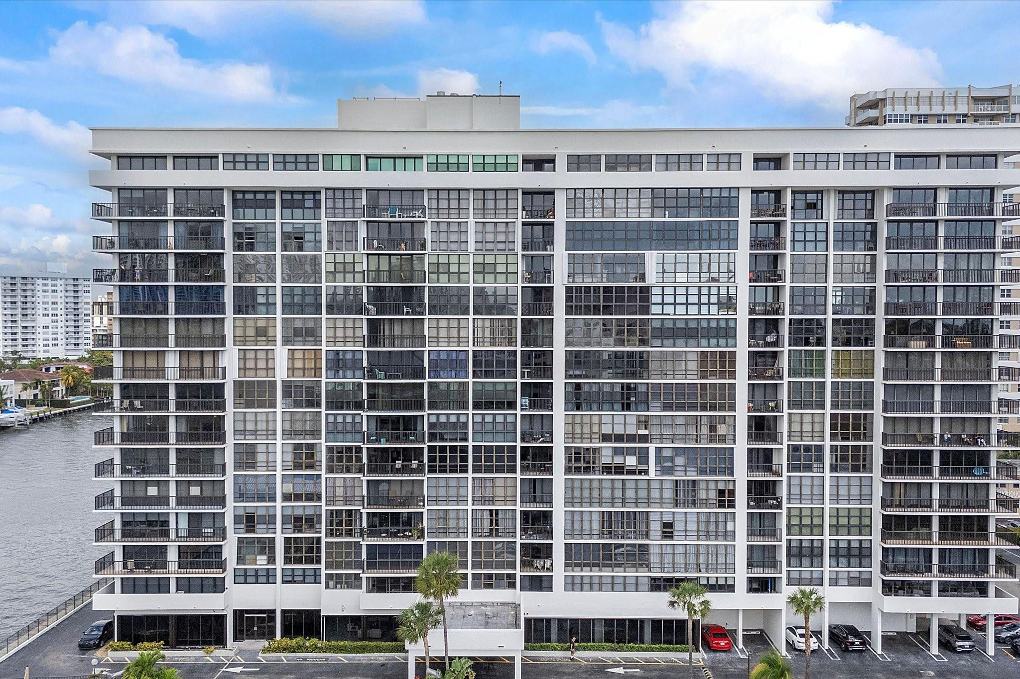 2017 S Ocean Drive 710 Property Photo 36