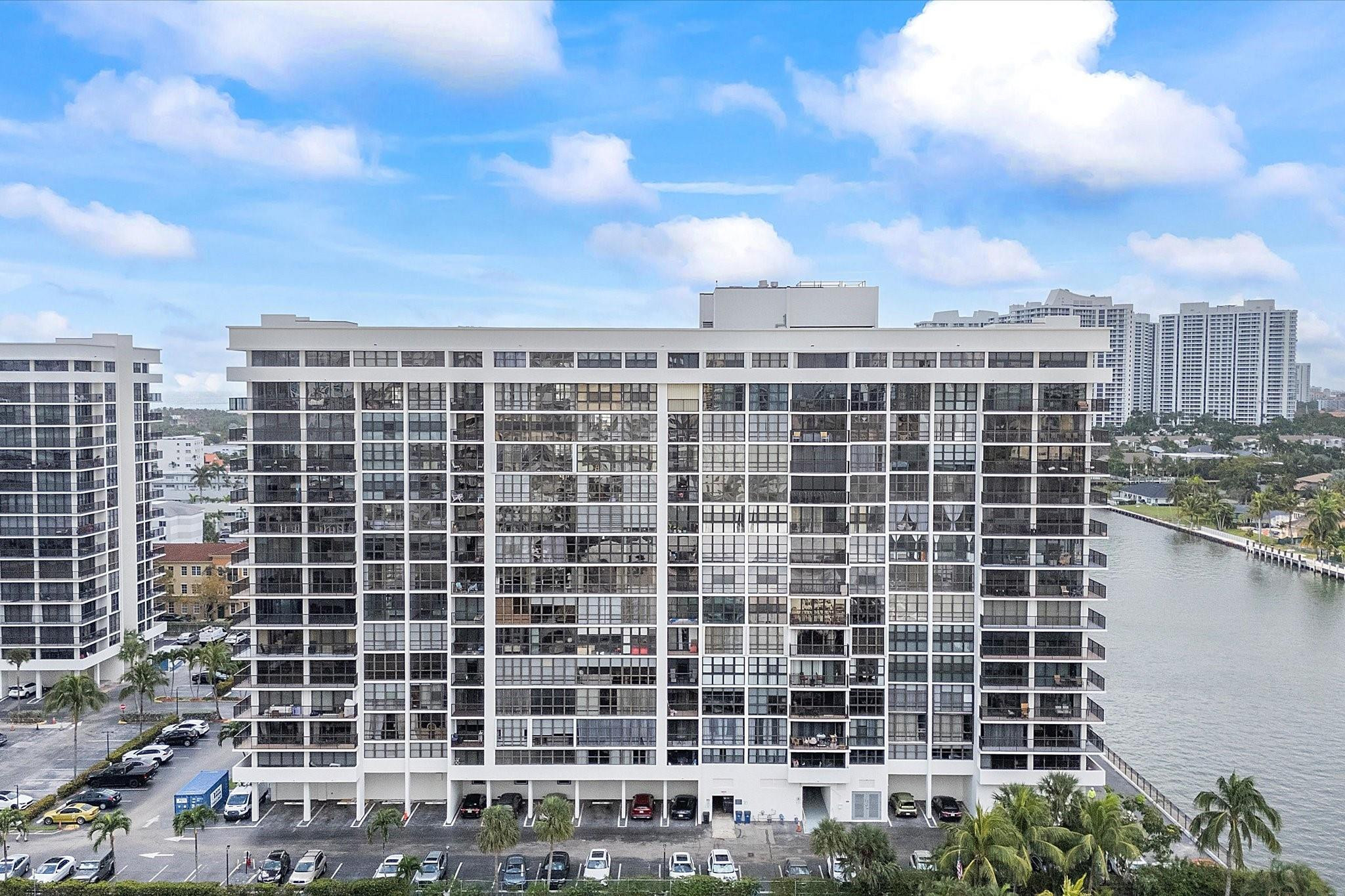 2017 S Ocean Drive 710 Property Photo 38