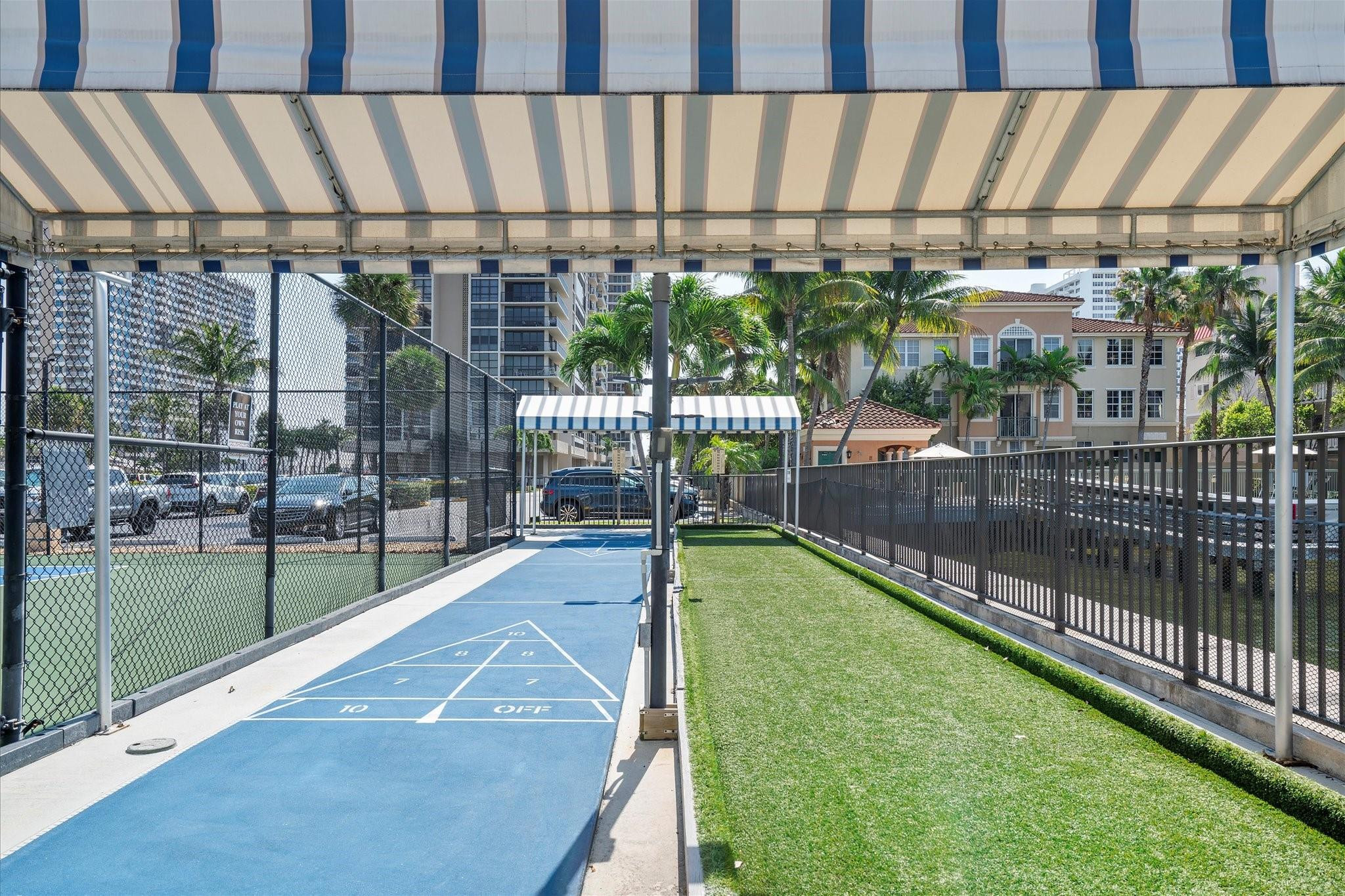 2017 S Ocean Drive 710 Property Photo 45
