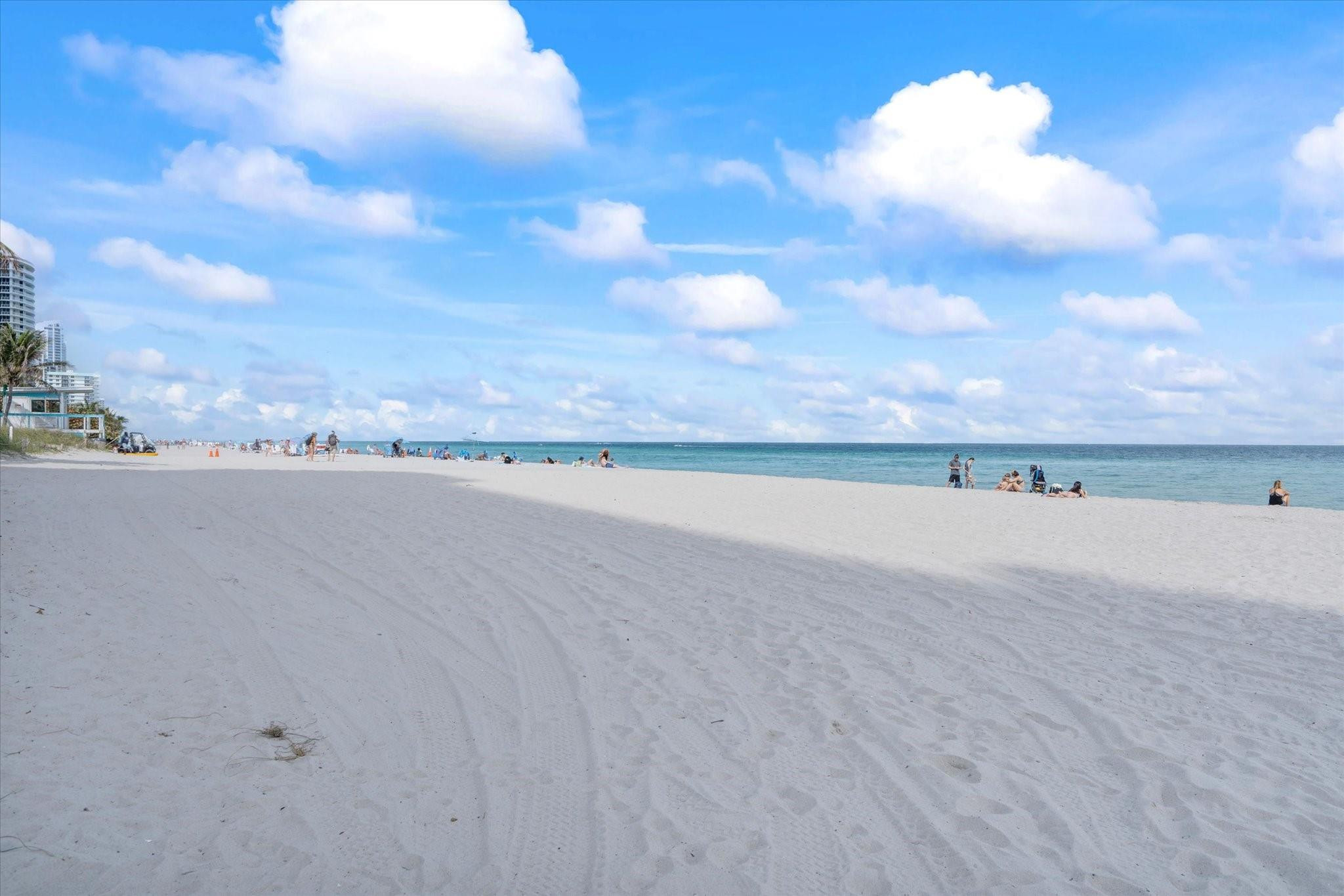 2017 S Ocean Drive 710 Property Photo 50