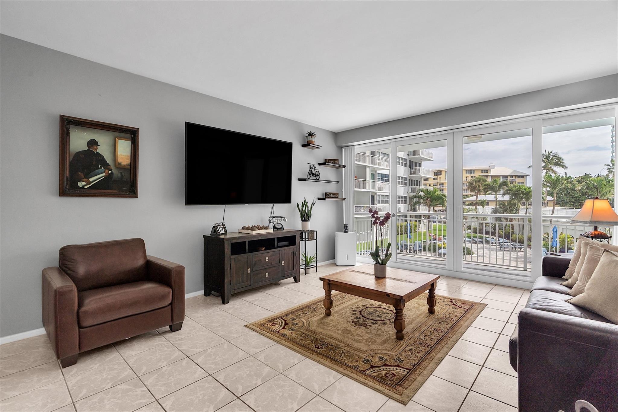 1920 S Ocean Dr 208 Property Photo 8