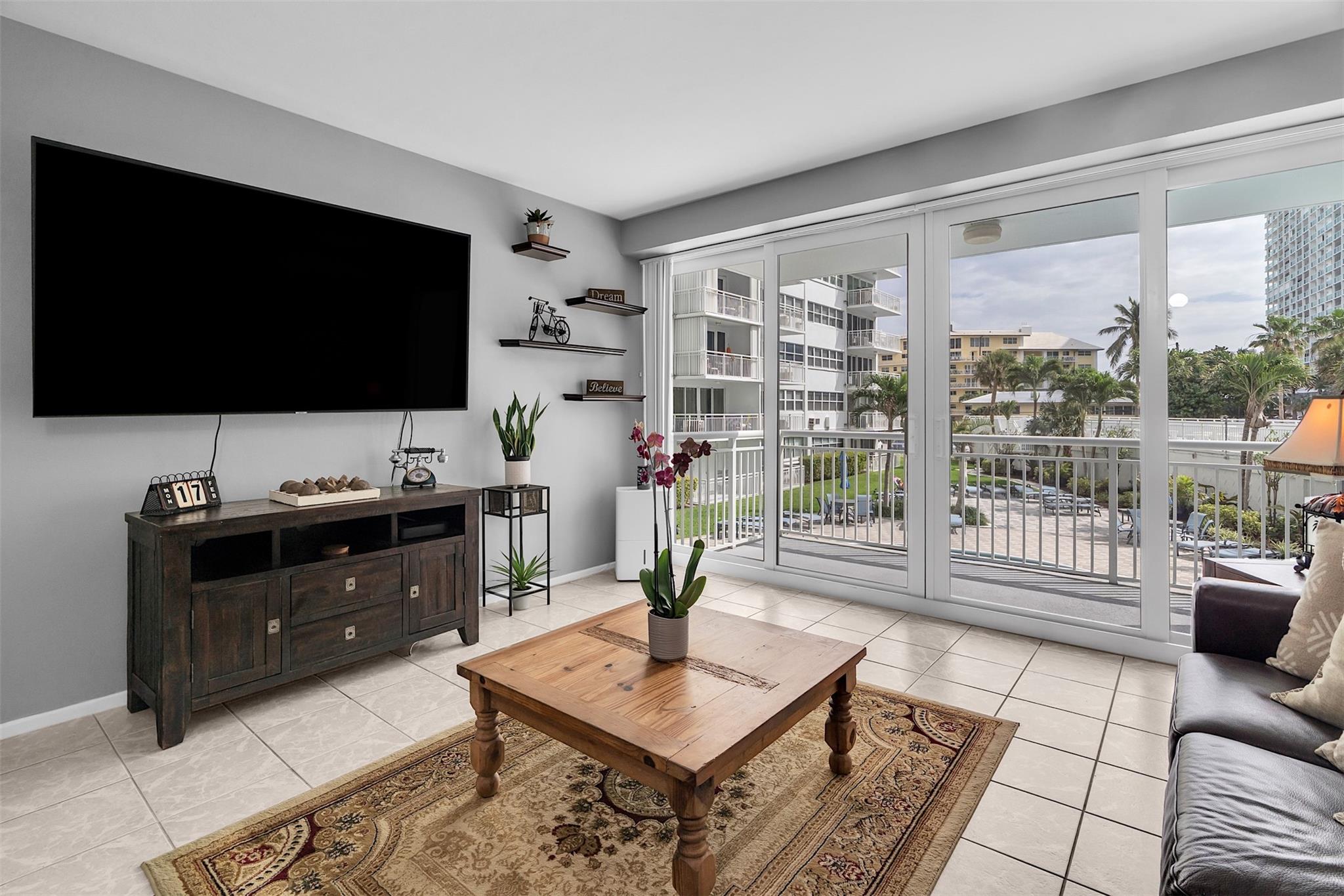 1920 S Ocean Dr 208 Property Photo 9