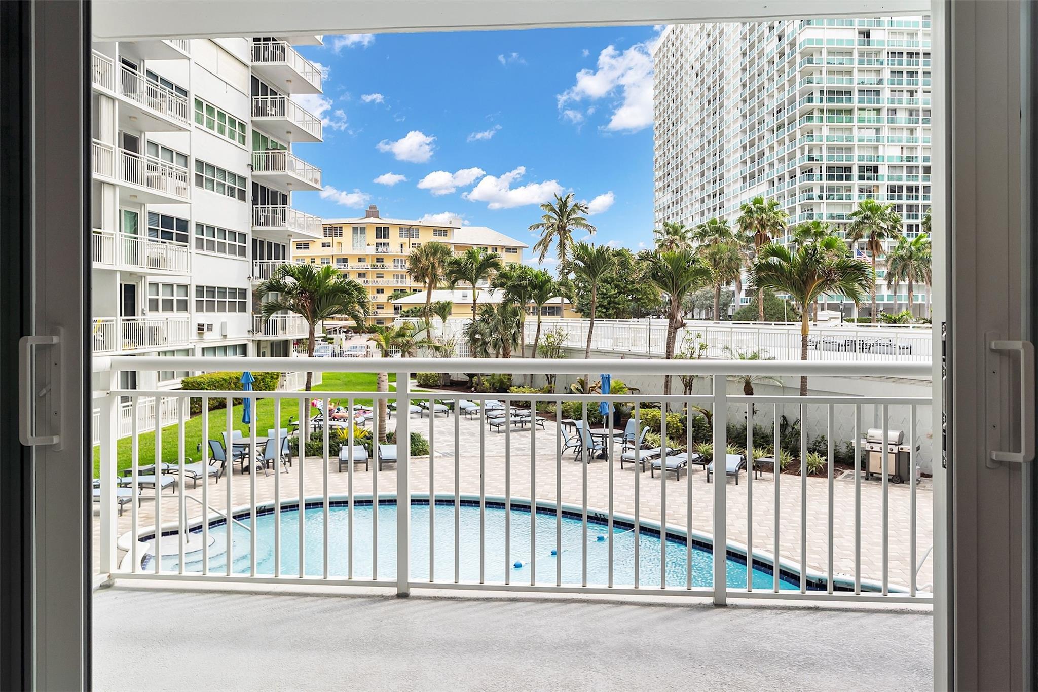 1920 S Ocean Dr 208 Property Photo 11