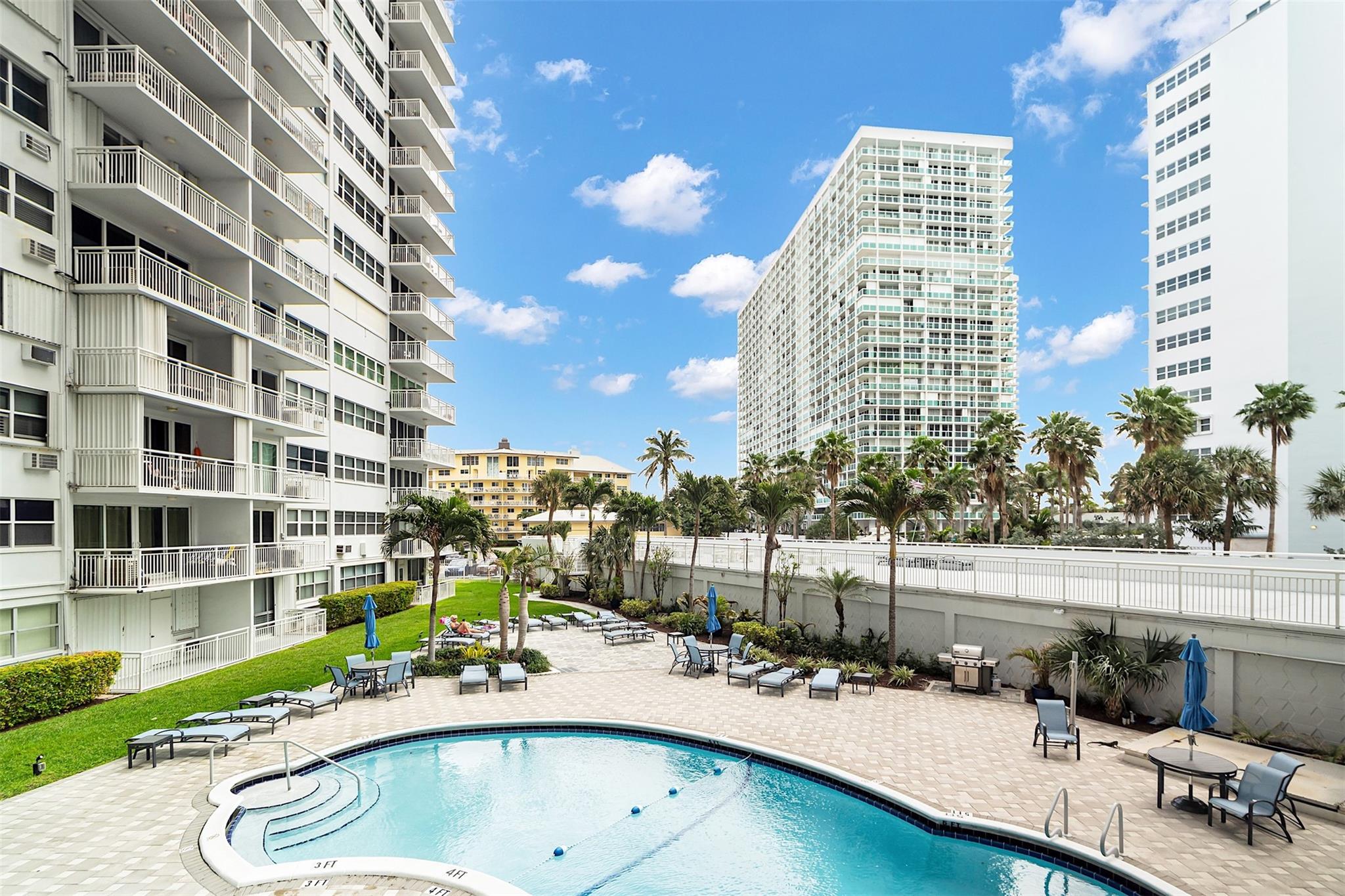 1920 S Ocean Dr 208 Property Photo 12