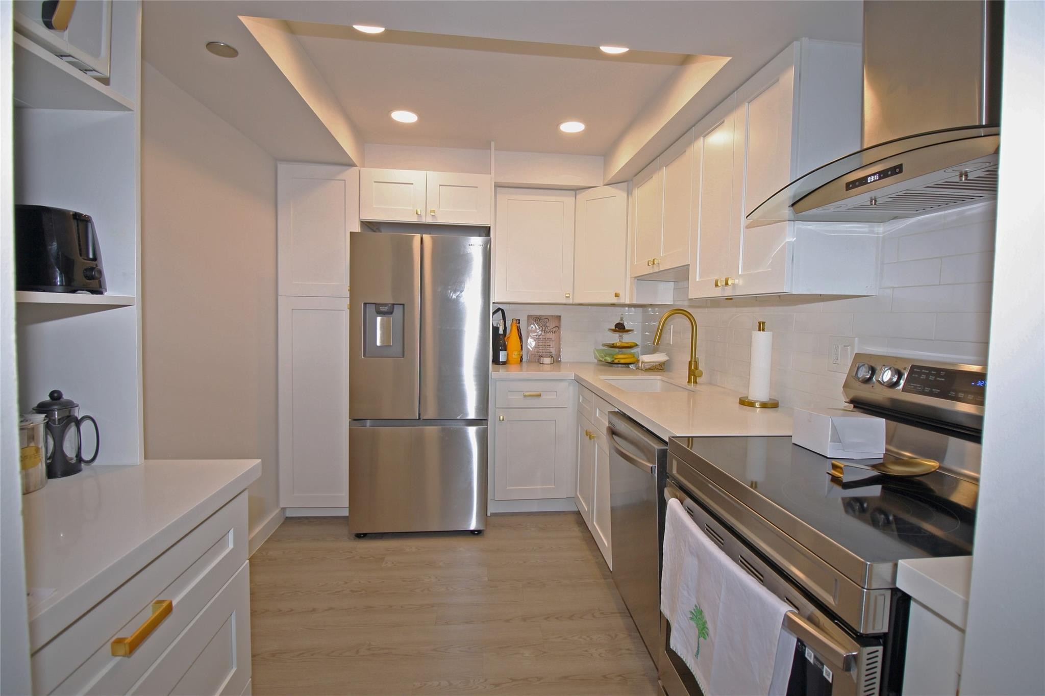 1100 Saint Charles Place 521 Property Photo 1