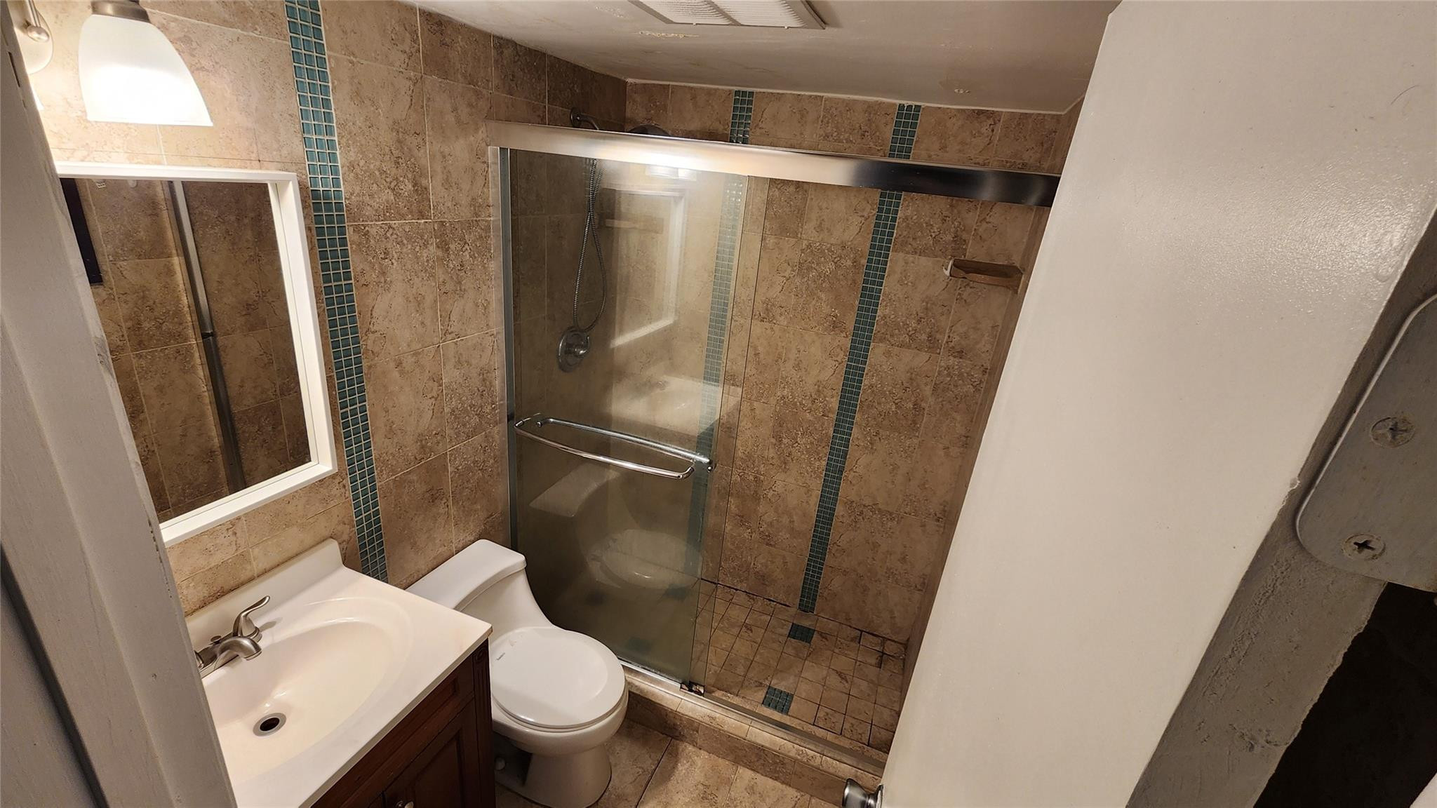 F10488416 Property Photo 8