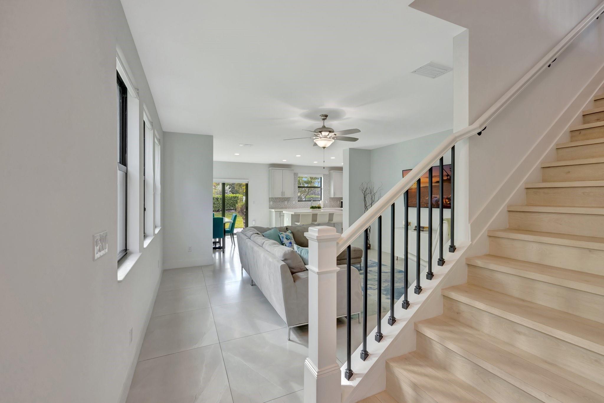 4509 E Aqua Bella Ln 4509 Property Photo 2