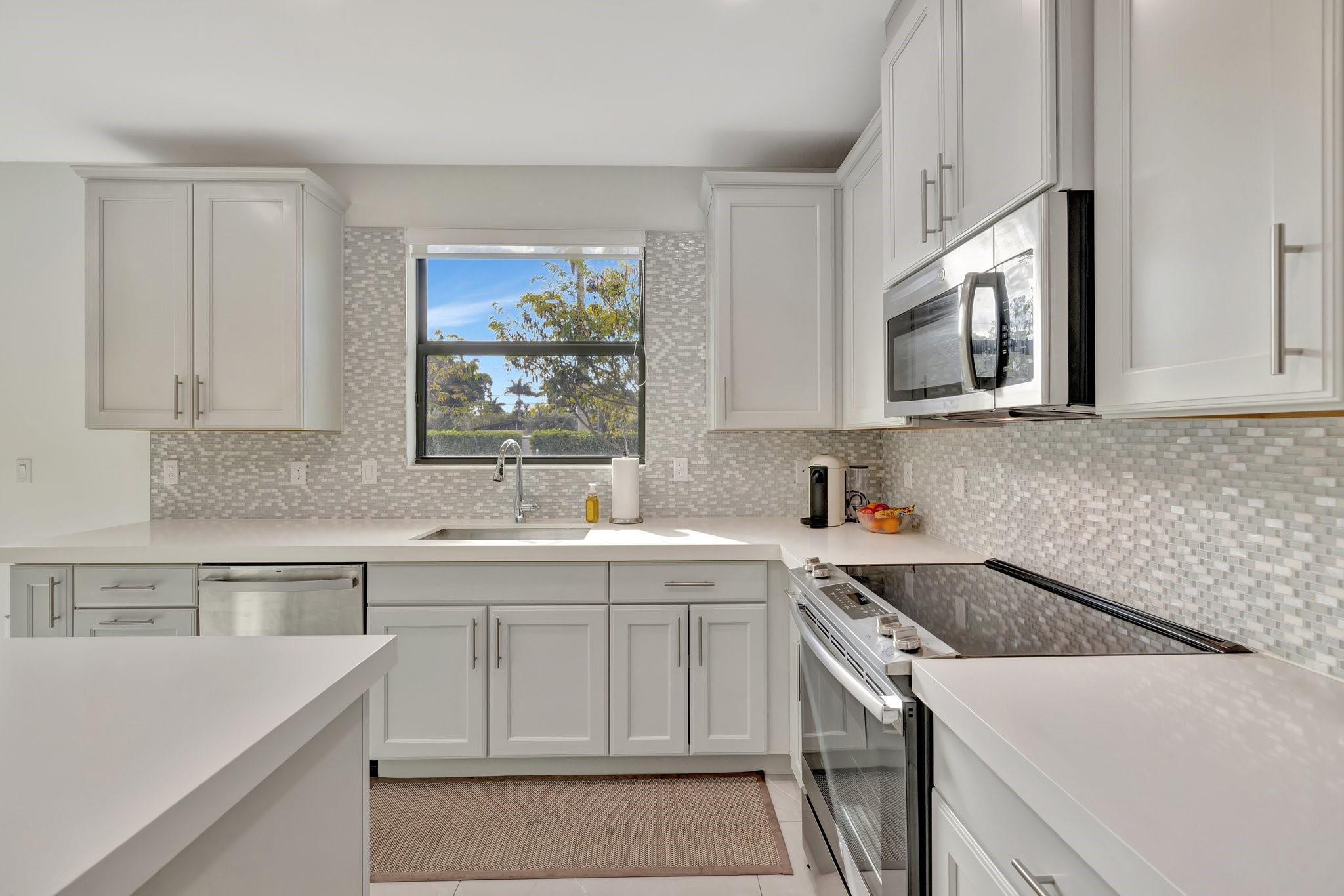 4509 E Aqua Bella Ln 4509 Property Photo 8
